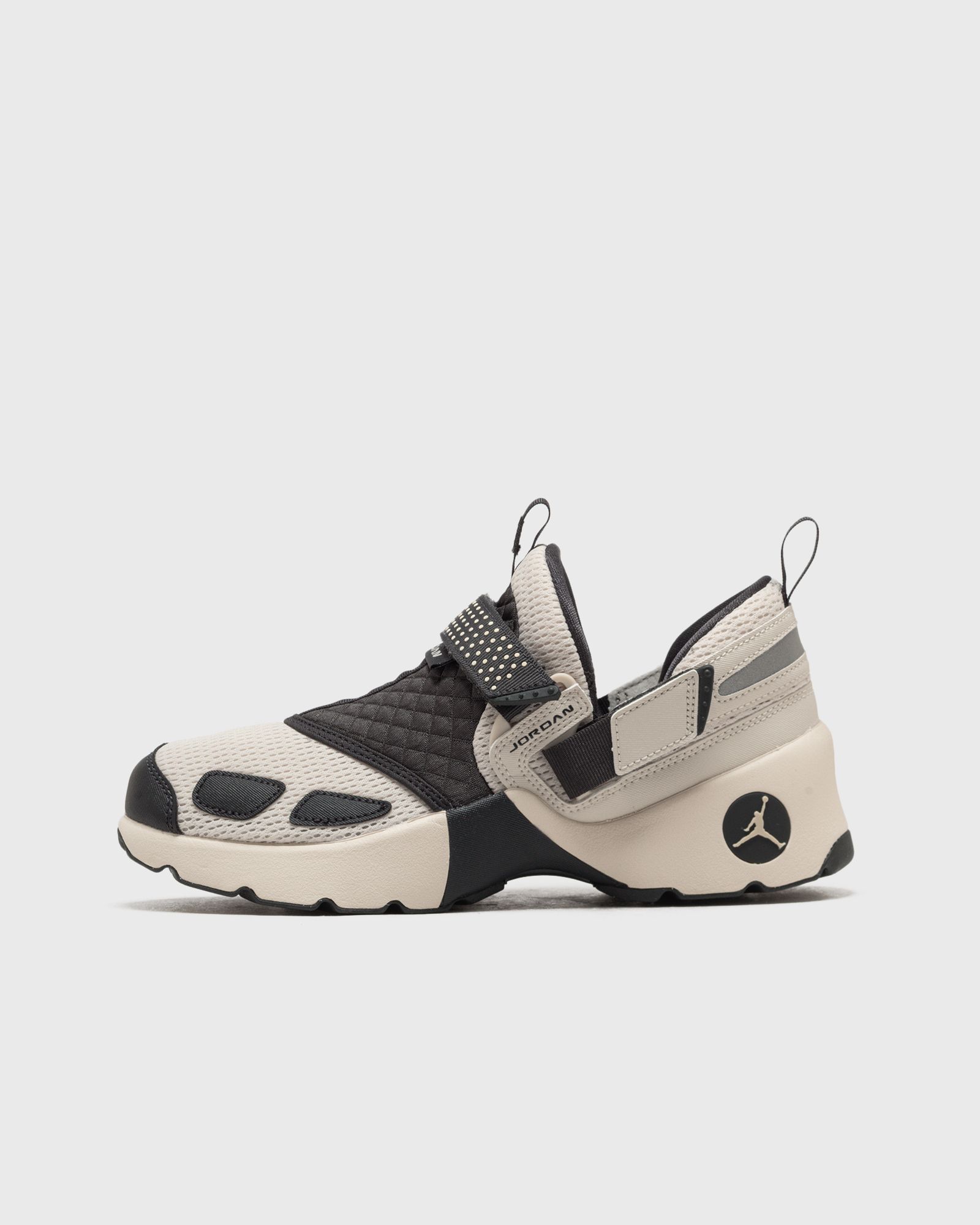 WMNS JORDAN TRUNNER LX