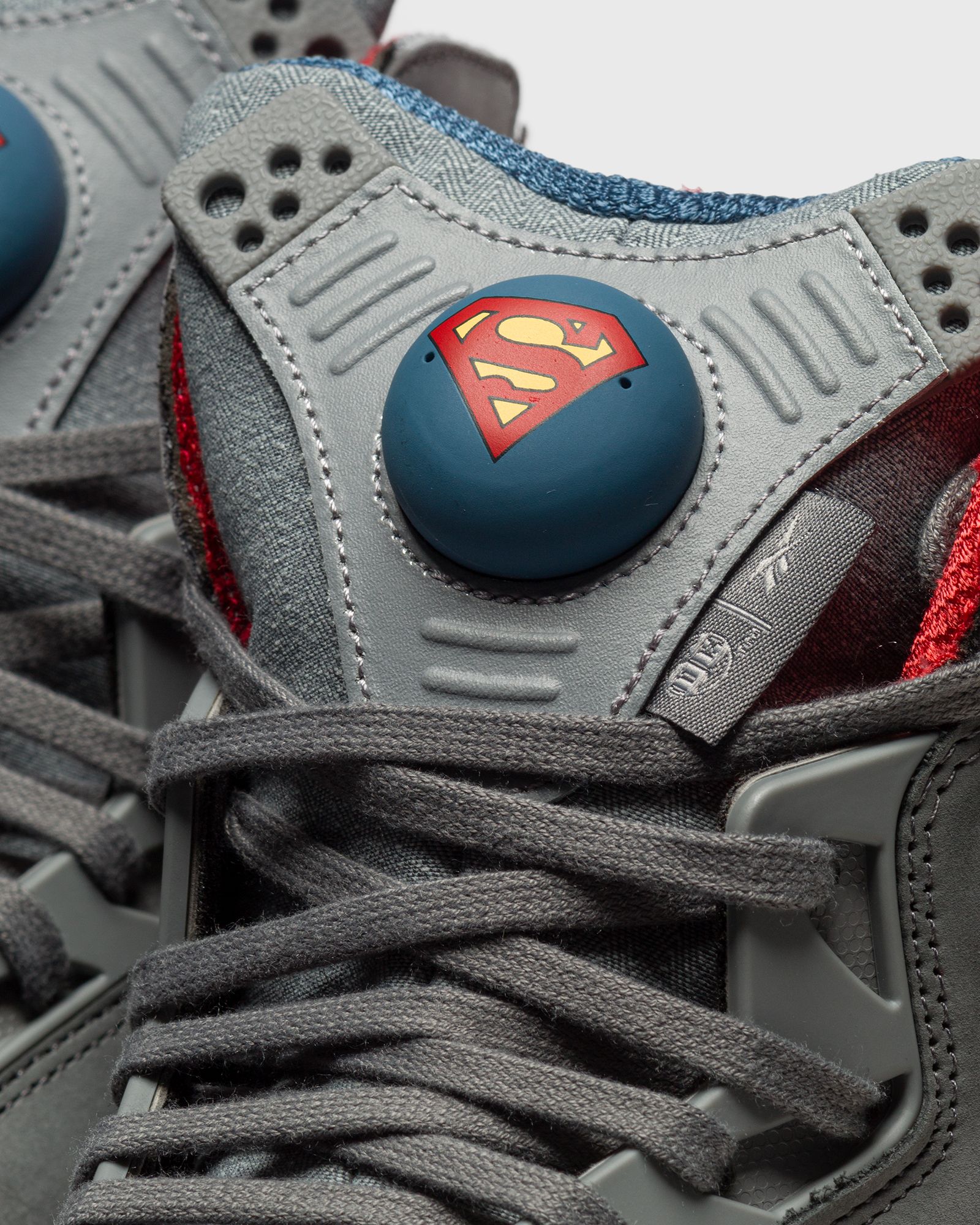 SHAQ ATTAQ 'Man of Steel'