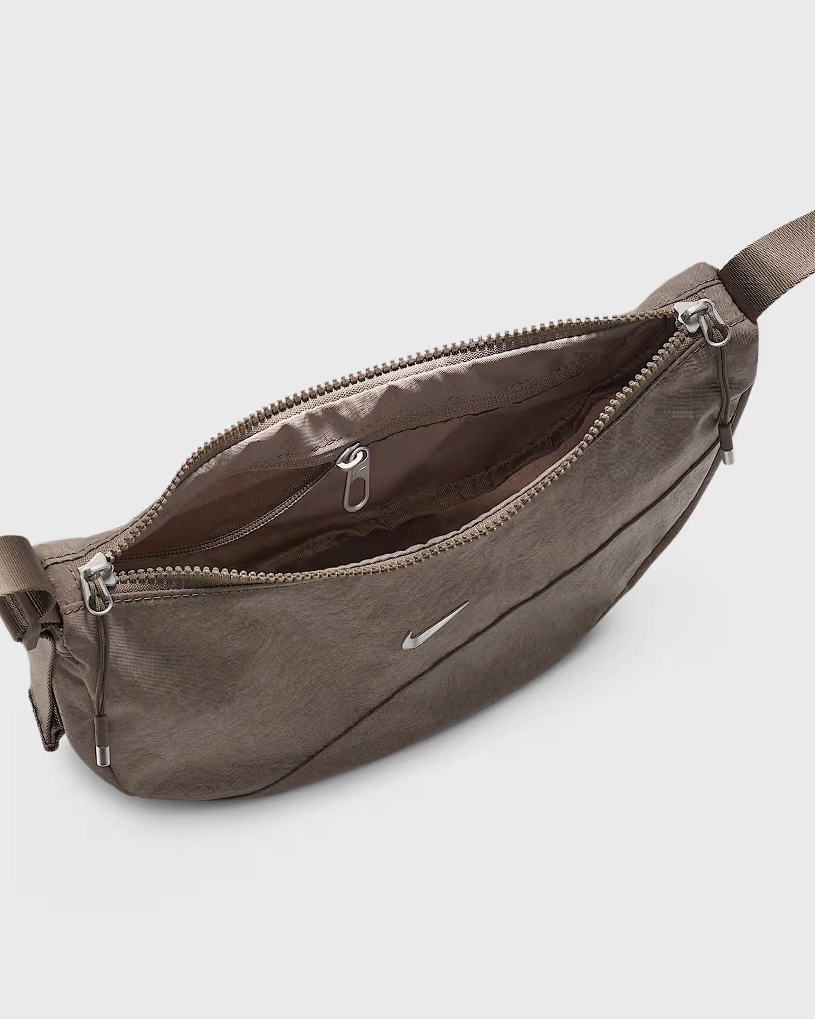 AURA CRESCENT CROSSBODY