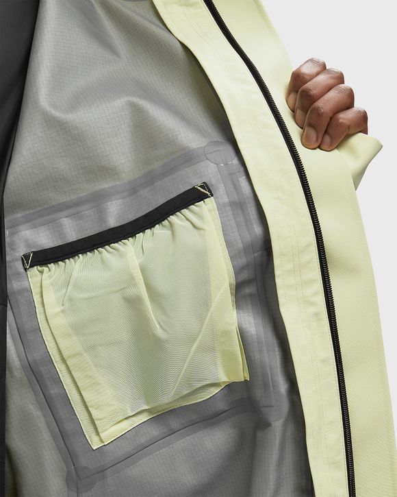 x JACQUEMUS GORE-TEX 2N1 JACKET