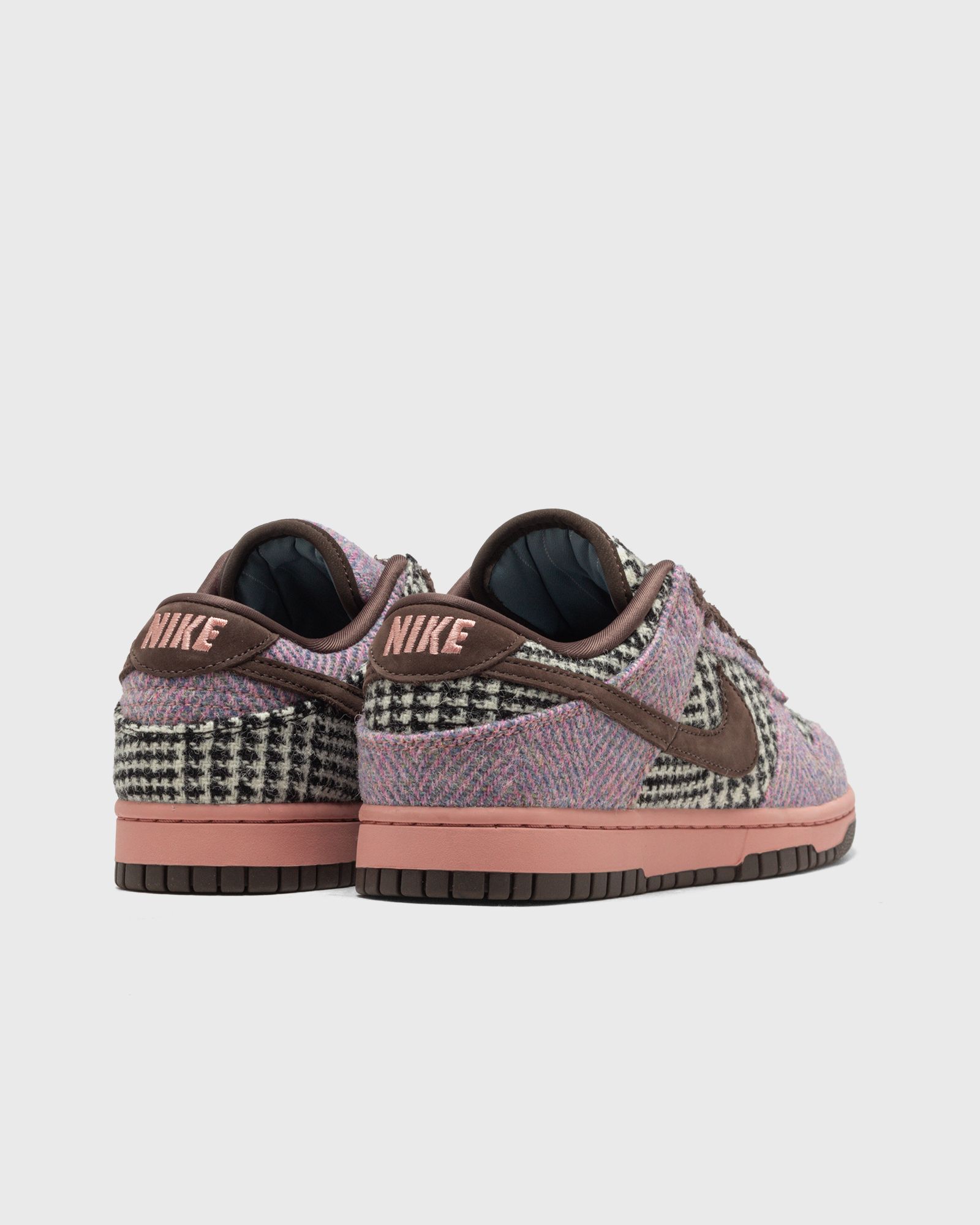 x Harris Tweed WMNS DUNK LOW