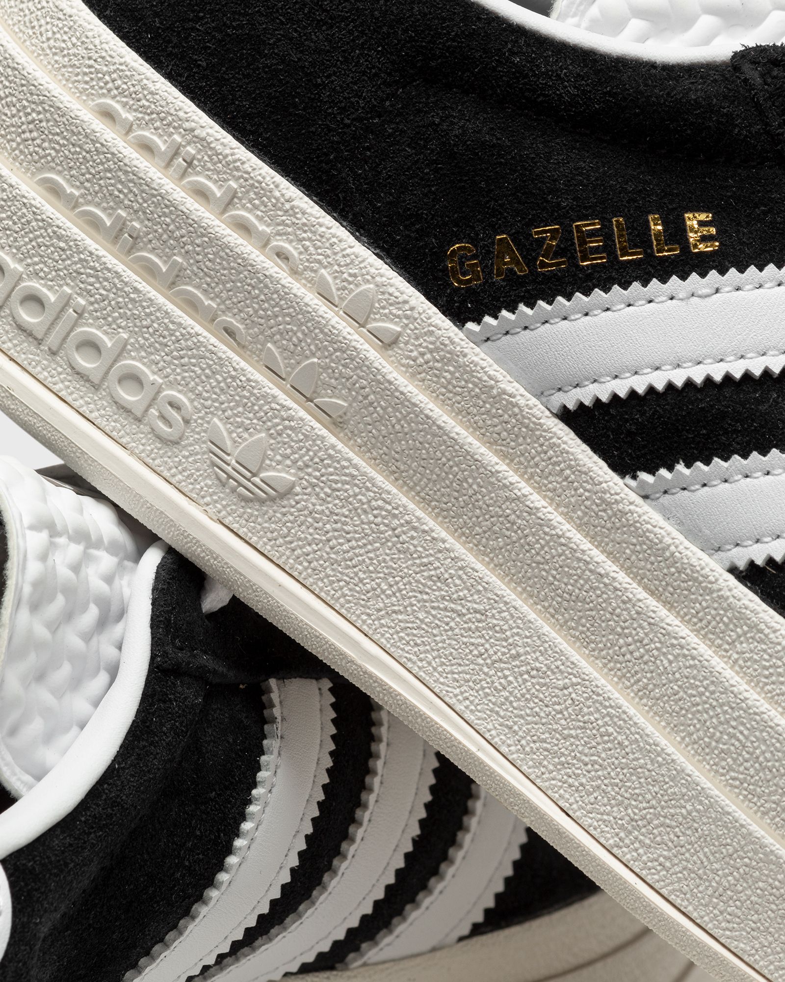 WMNS GAZELLE BOLD