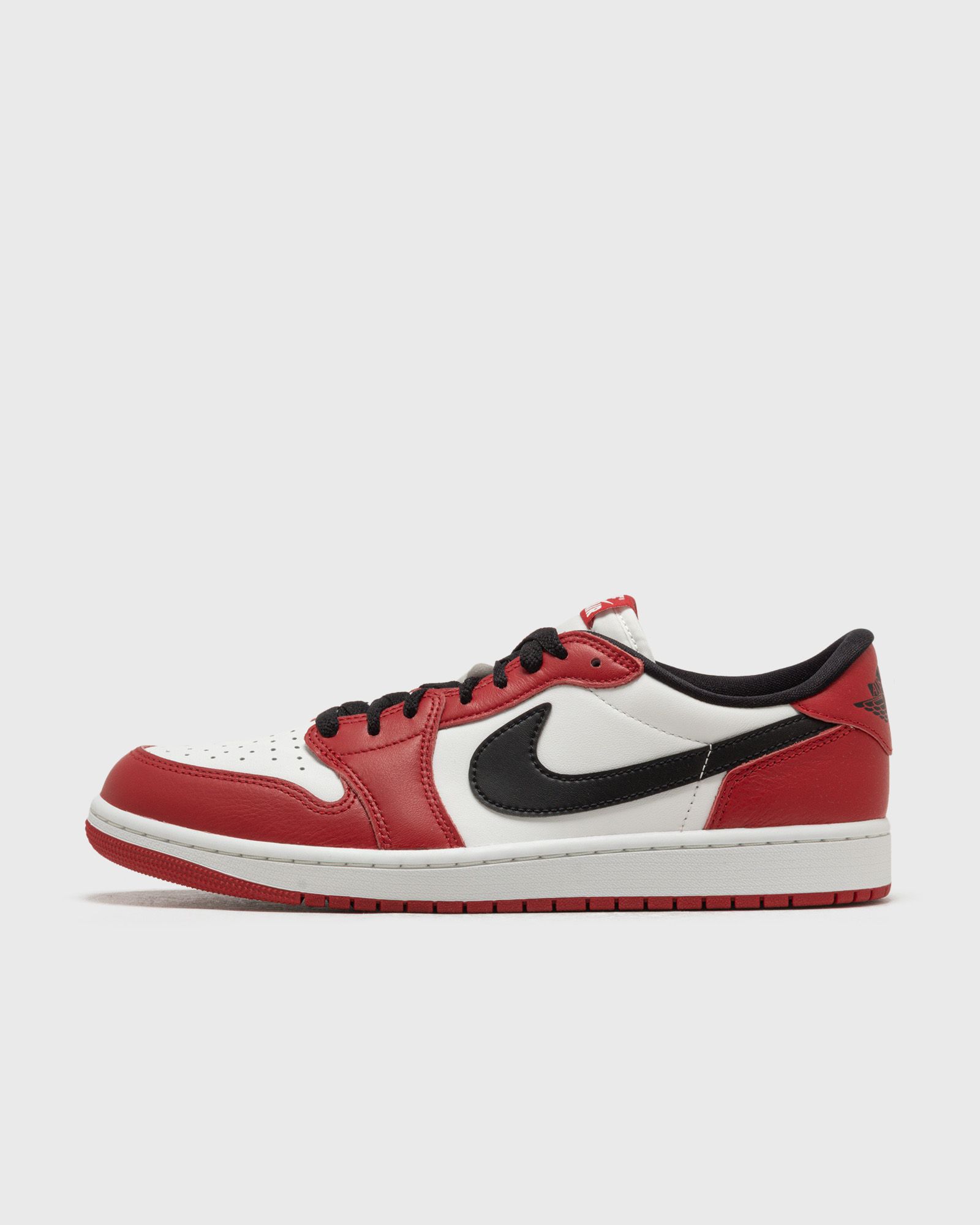 AIR JORDAN 1 RETRO LOW OG "Chicago"