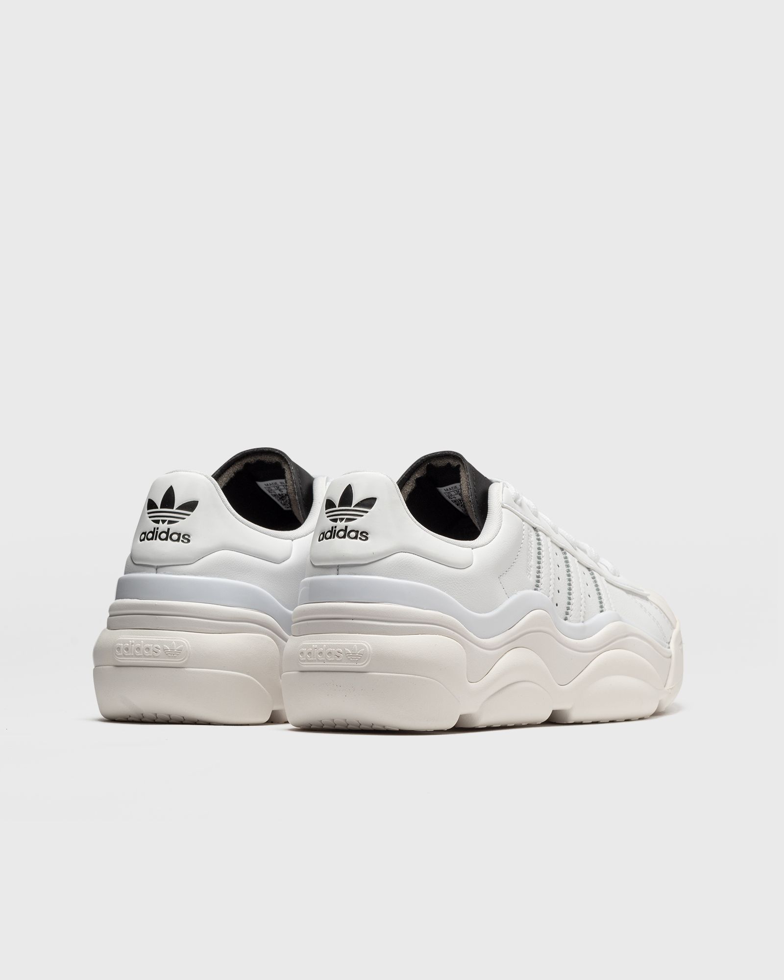 WMNS SUPERSTAR MILLENCON