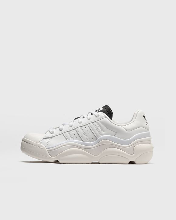 Tephra cheap runner adidas