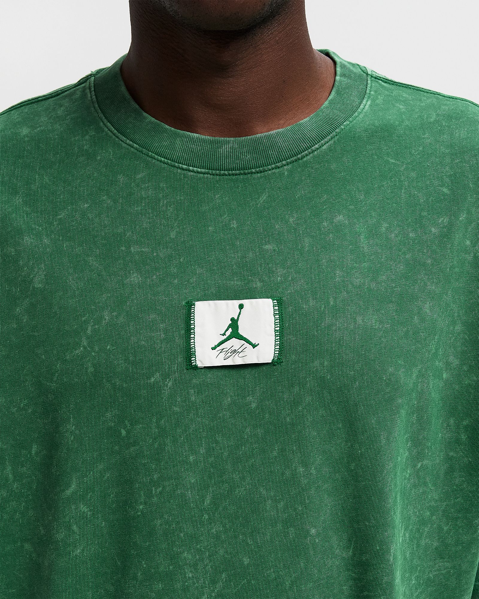 BOS M NK CTS STMT JDN 85 TEE