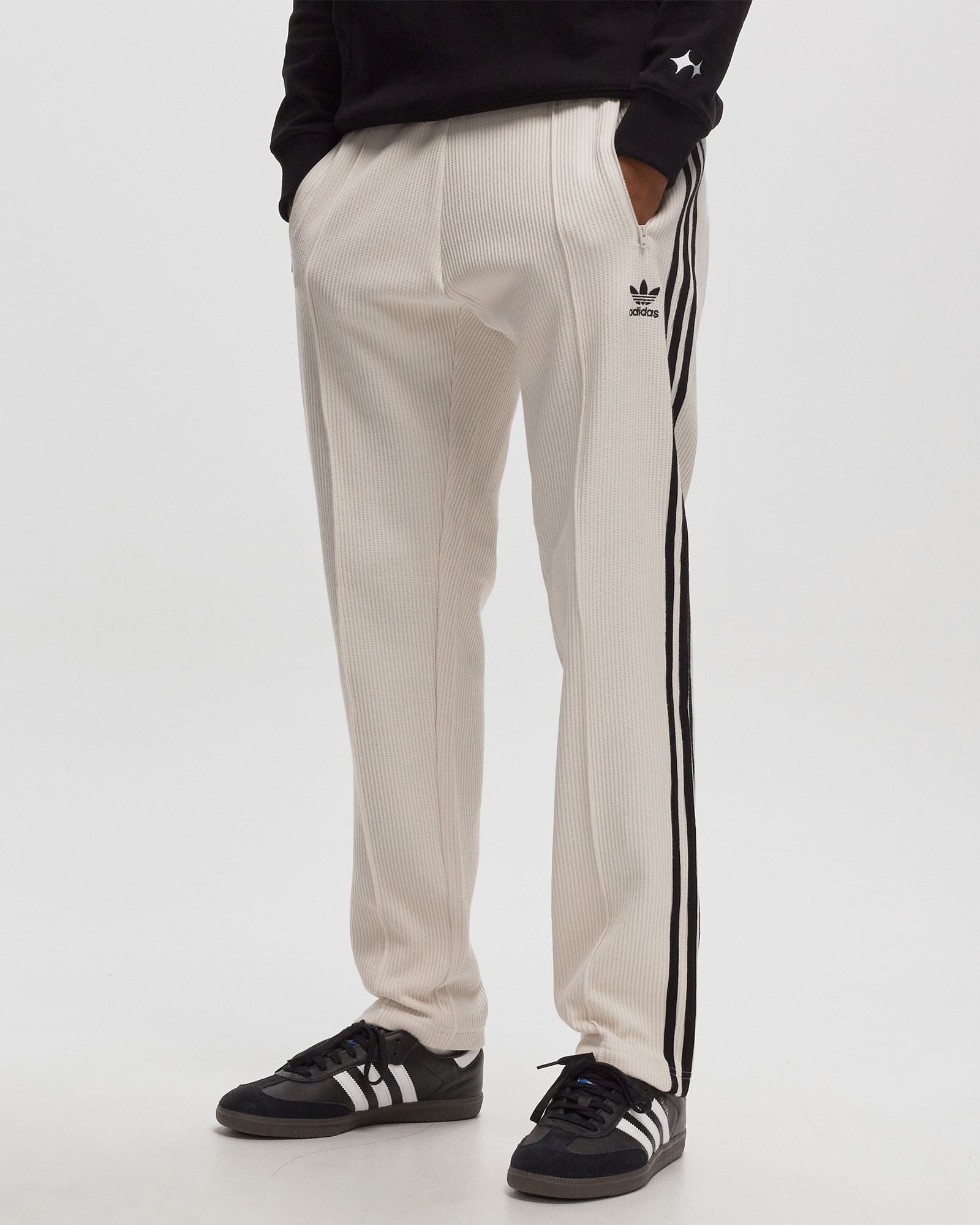 Q2 Basketball Trackpants