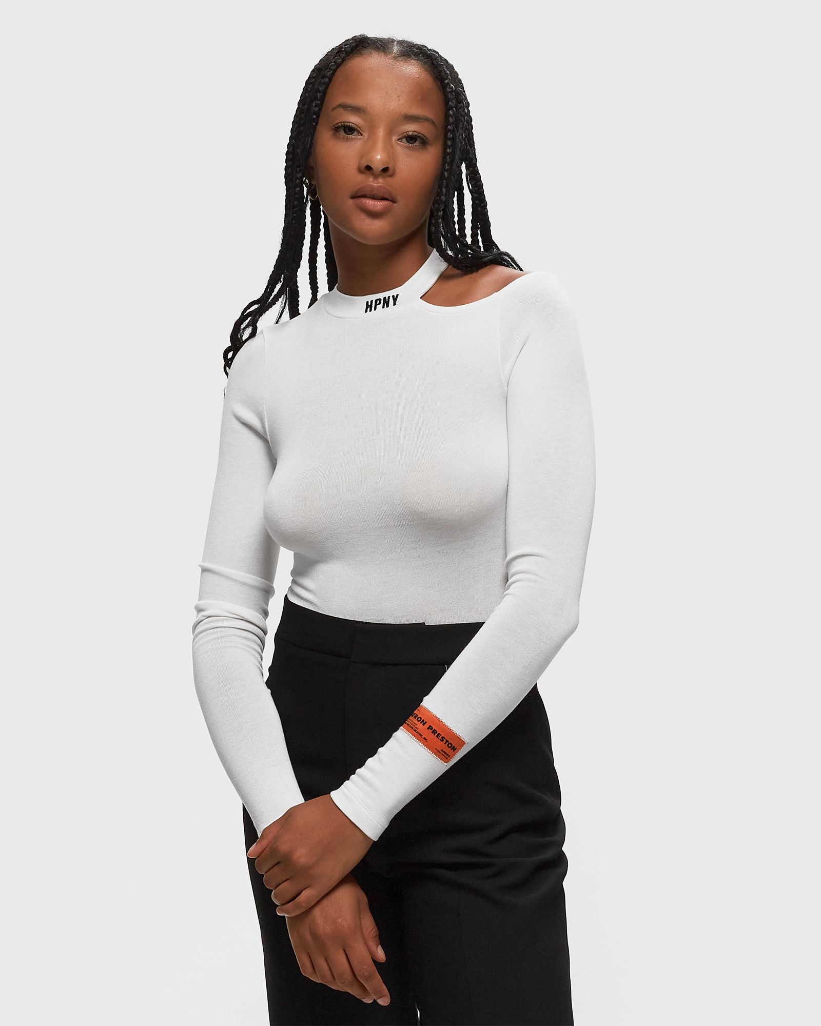 HPNY EMB CUT SHOULDER TOP