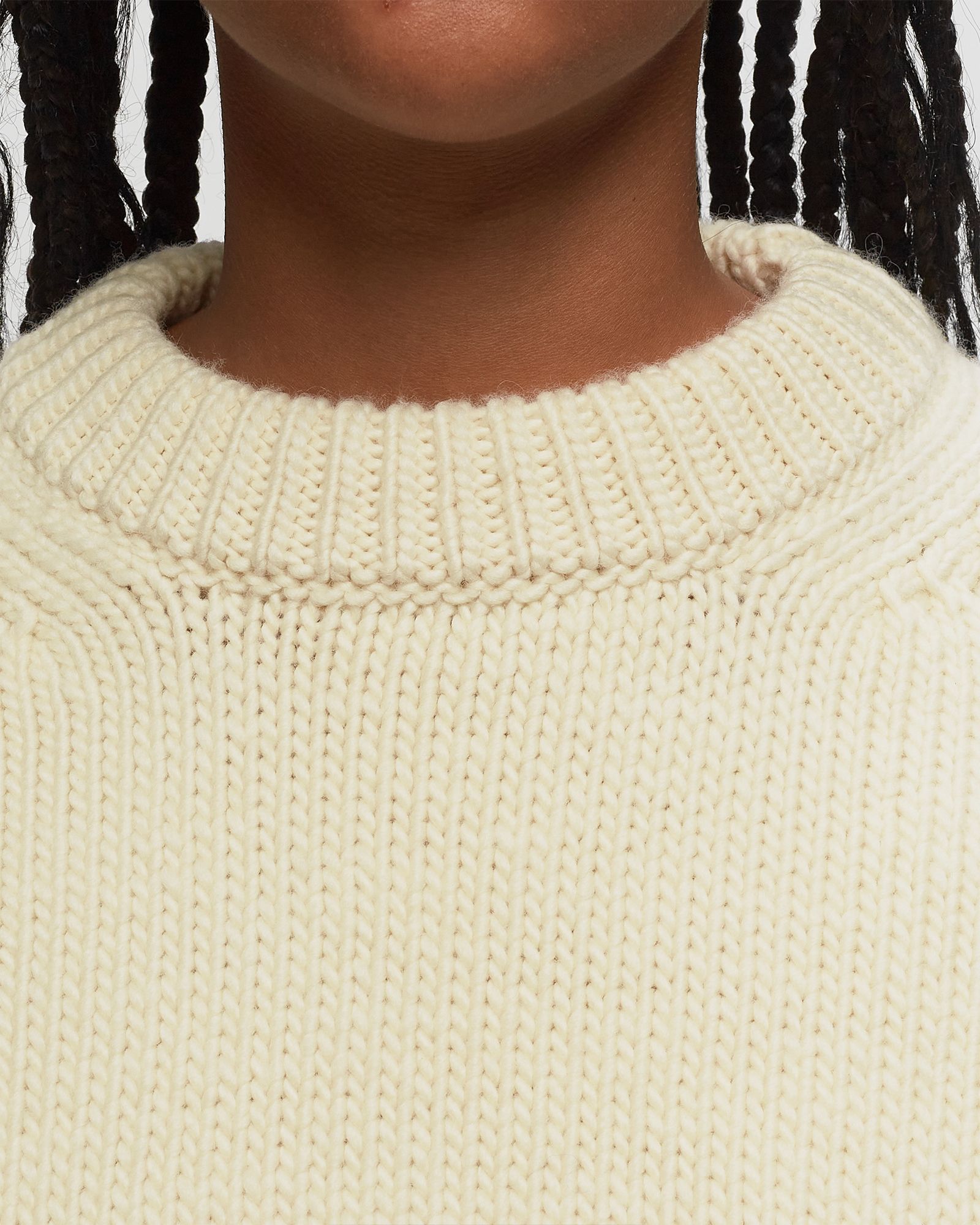 CROP CREWNECK BACK CUT OUT