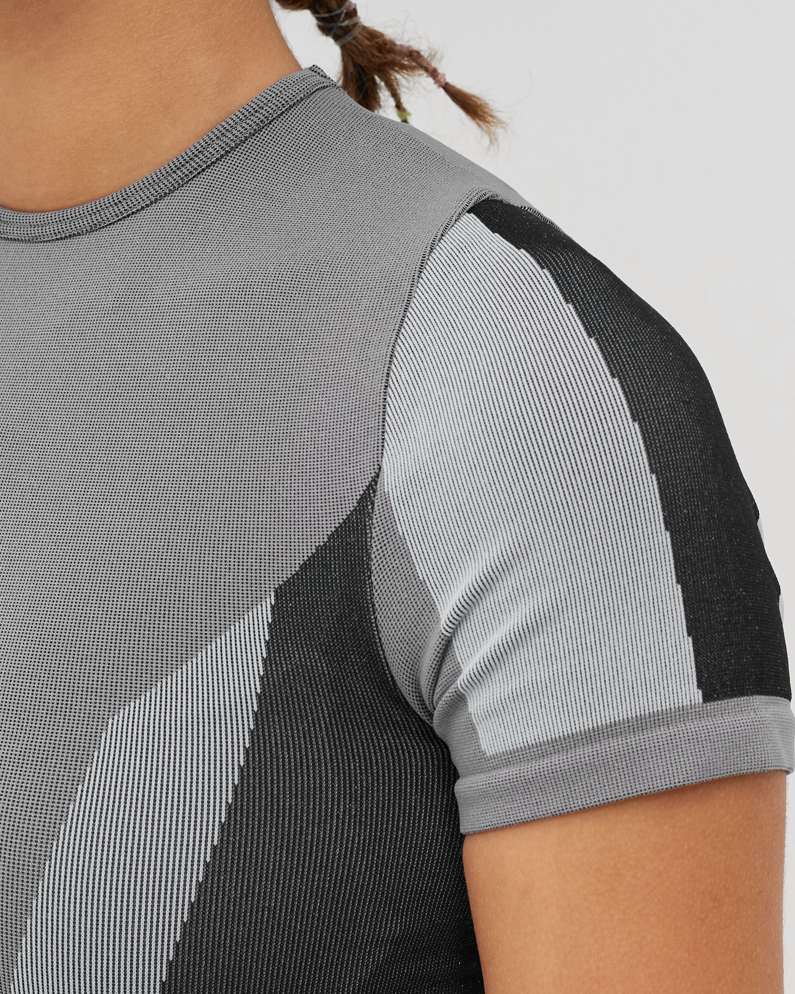 3D RIBBING SHORTSLEEVE TOP 