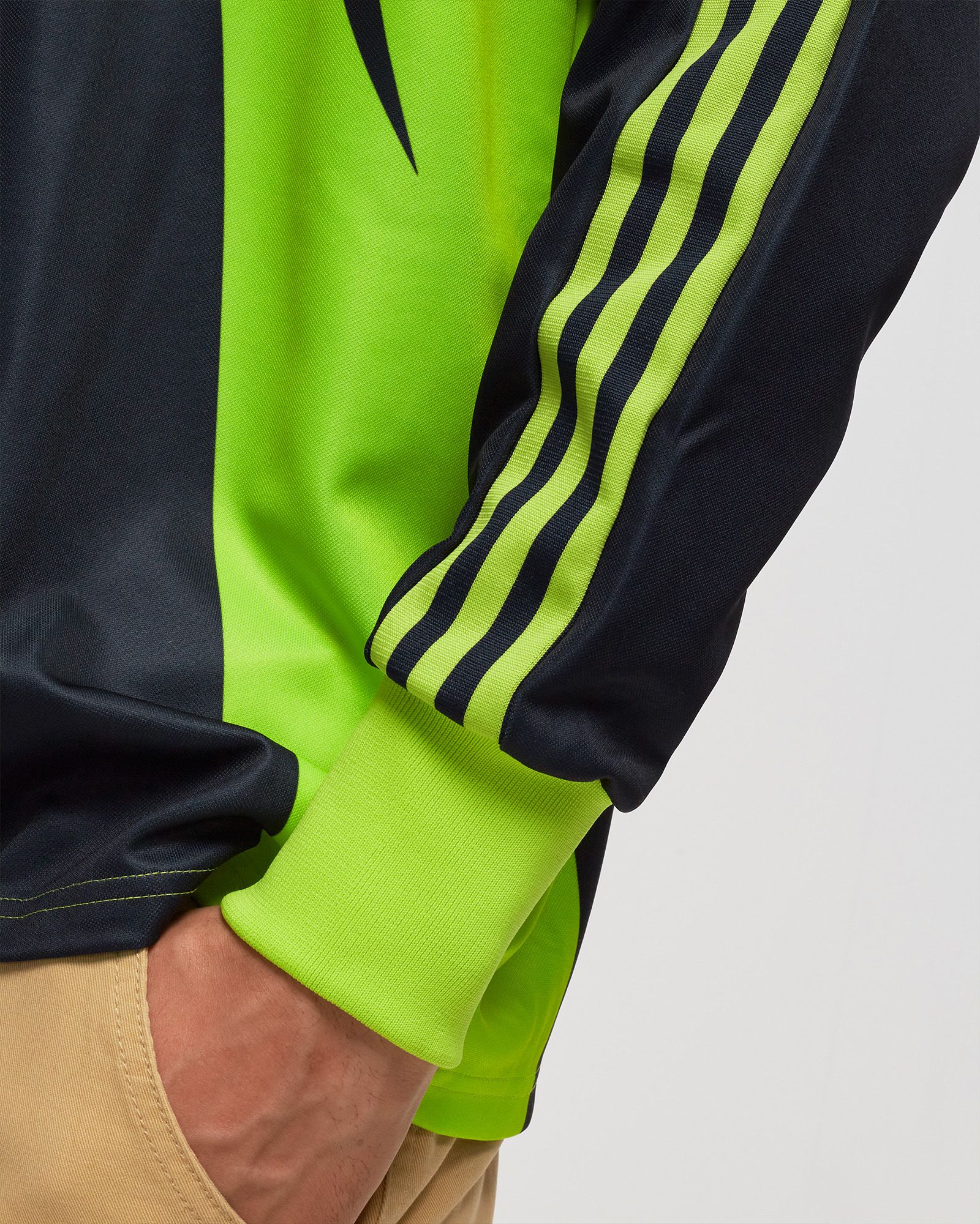 REAL MADRID GOALKEEPER ICON JERSEY