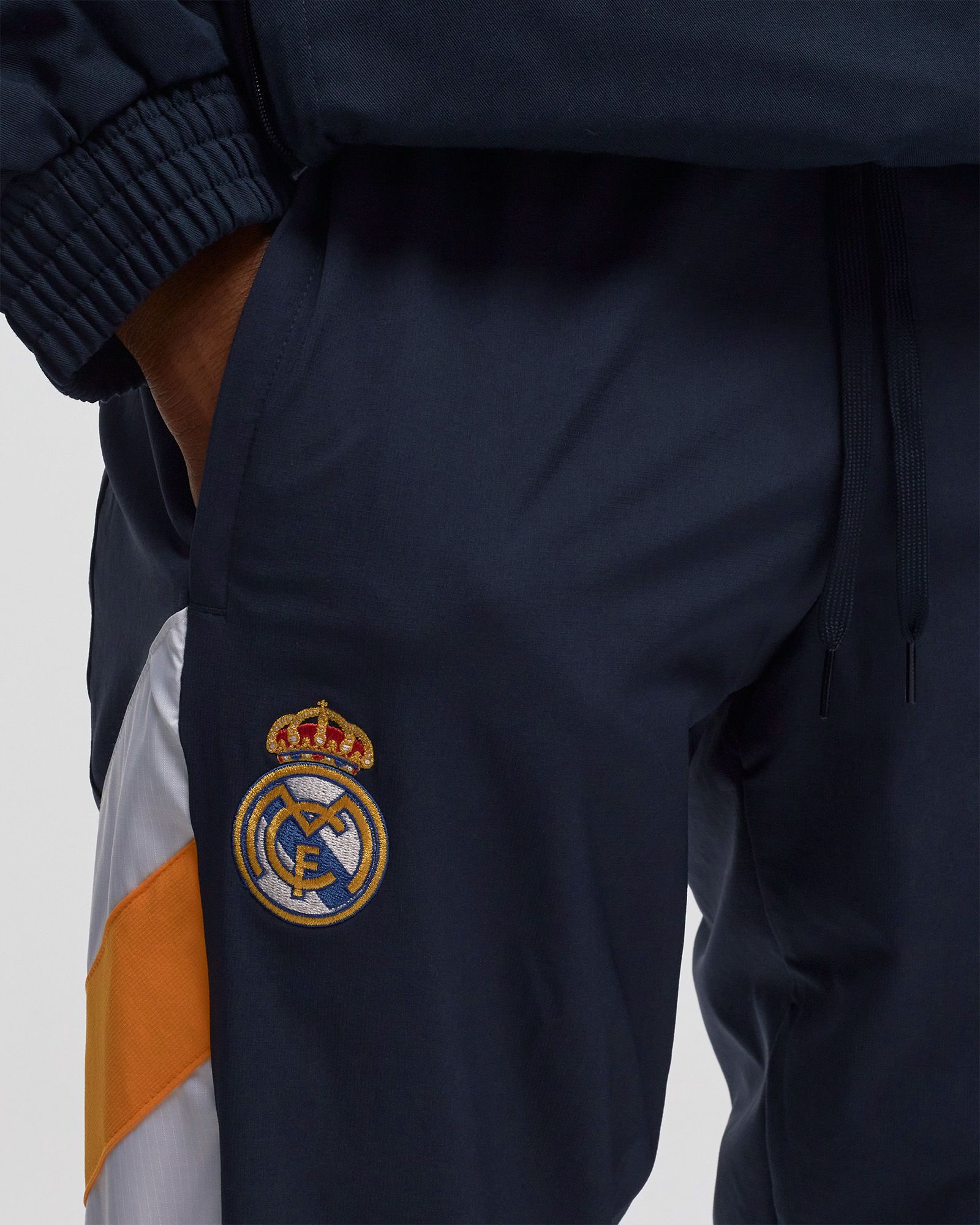 REAL MADRID ICON WOVEN PANTS