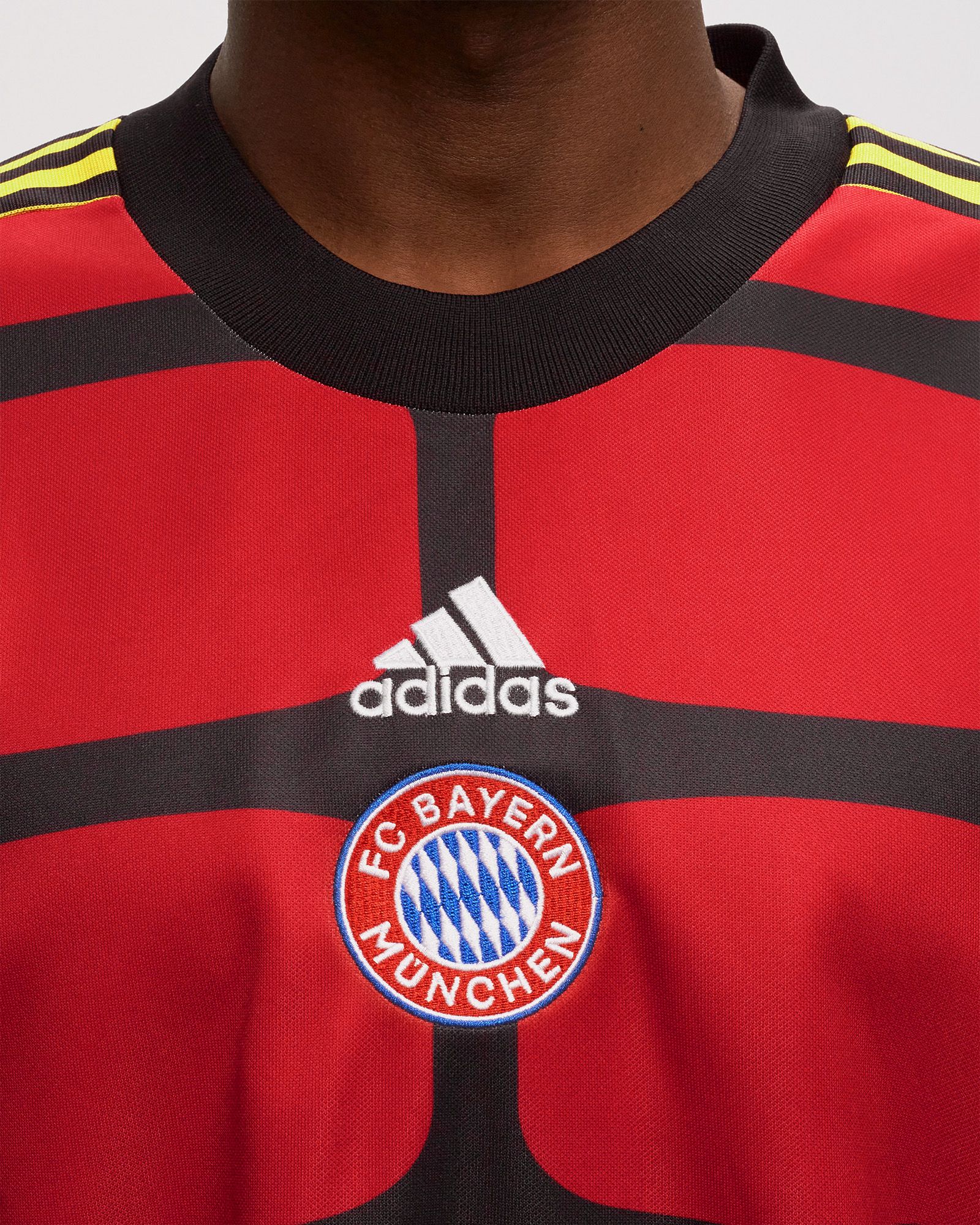 FC BAYERN GOALKEEPER ICON JERSEY