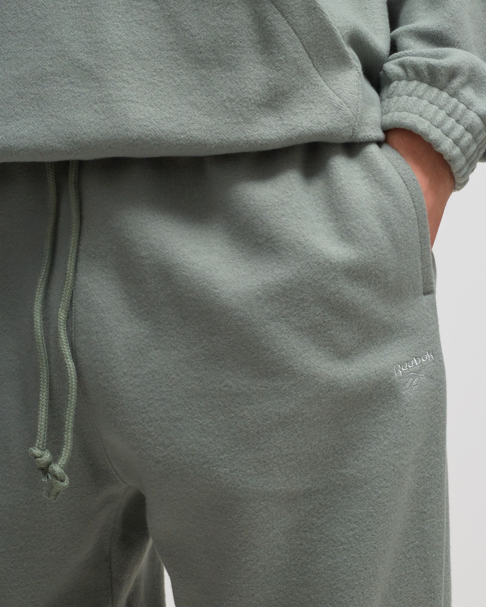 CLASSIC WARDROBE ESSENTIALS PANTS