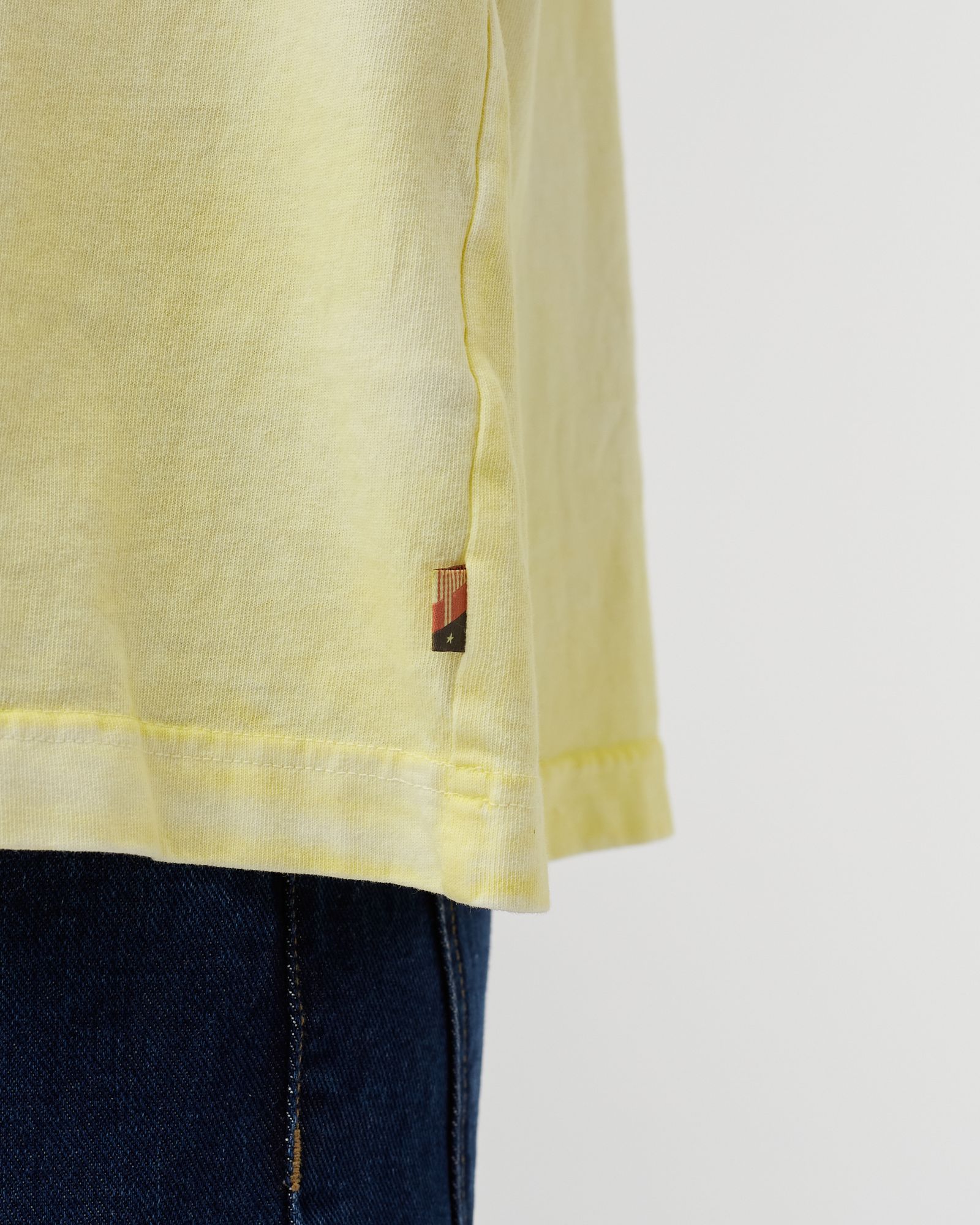 B-SUMMER GREETINGS - TEE