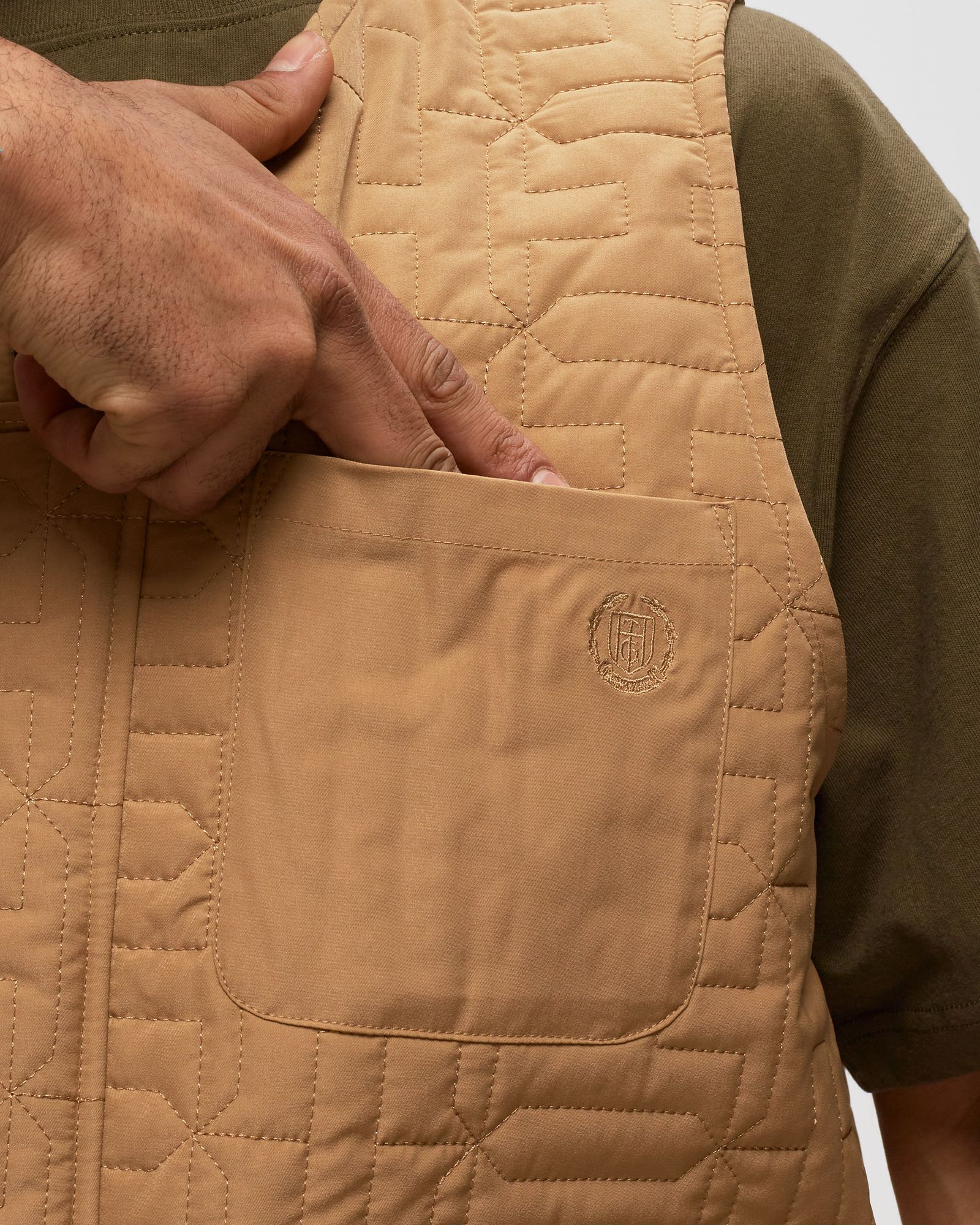 H QUILTED VEST