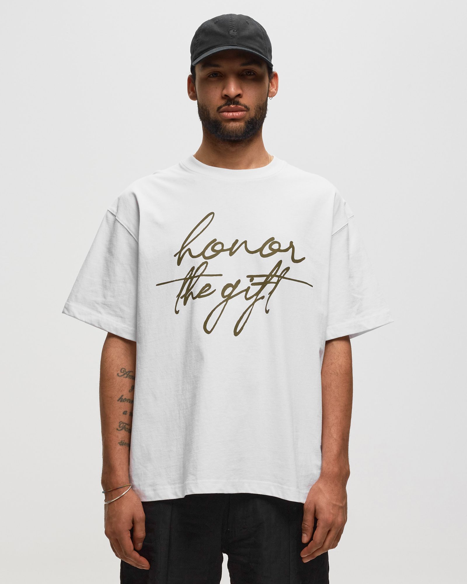 HTG SCRIPT SS TEE