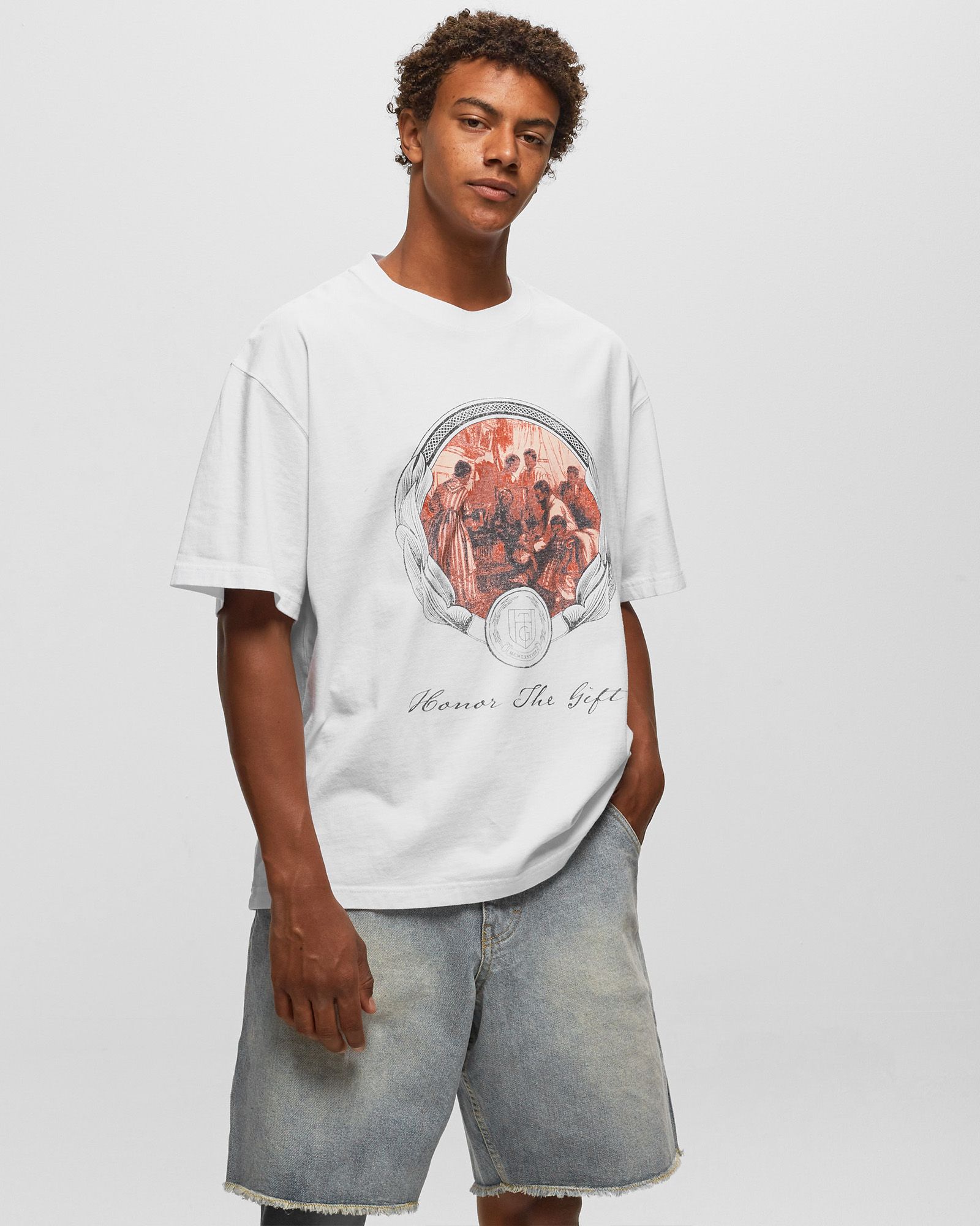 PAST AND FUTURE SS TEE