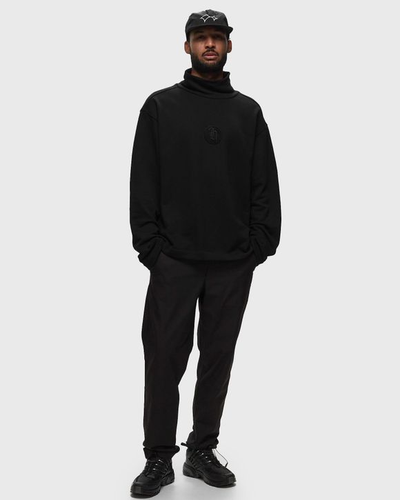 STAMP PATCH TURTLE NECK PULLOVER
