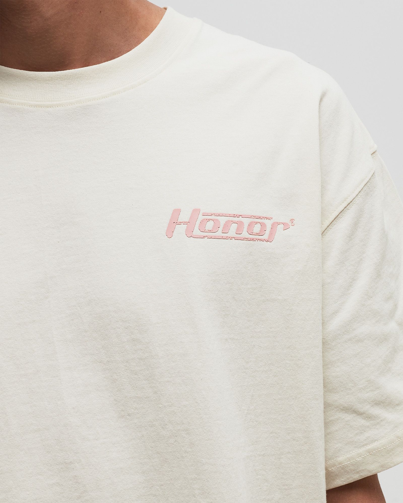 HONOR GLOBE LOGO TEE