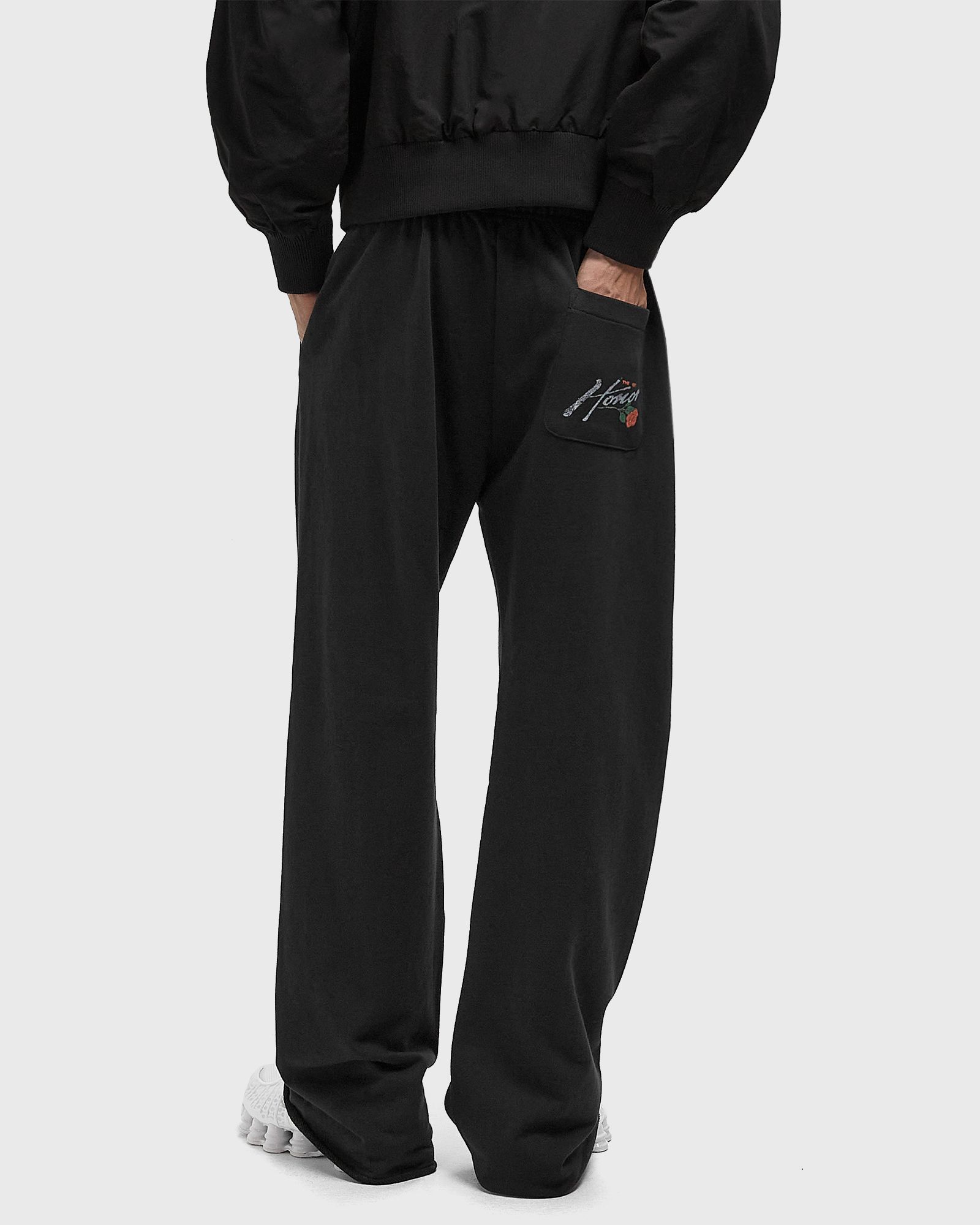 HONOR ROSE SWEATS