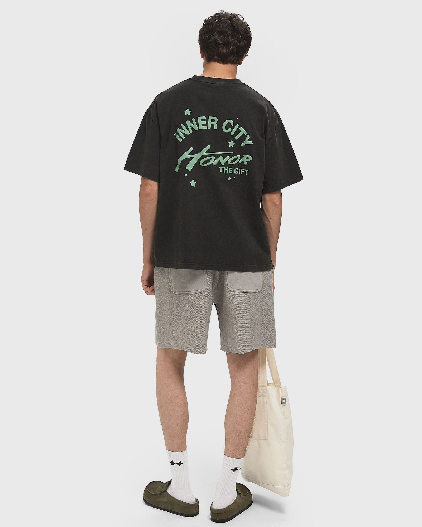 LIVE FOR THE MOMENTS