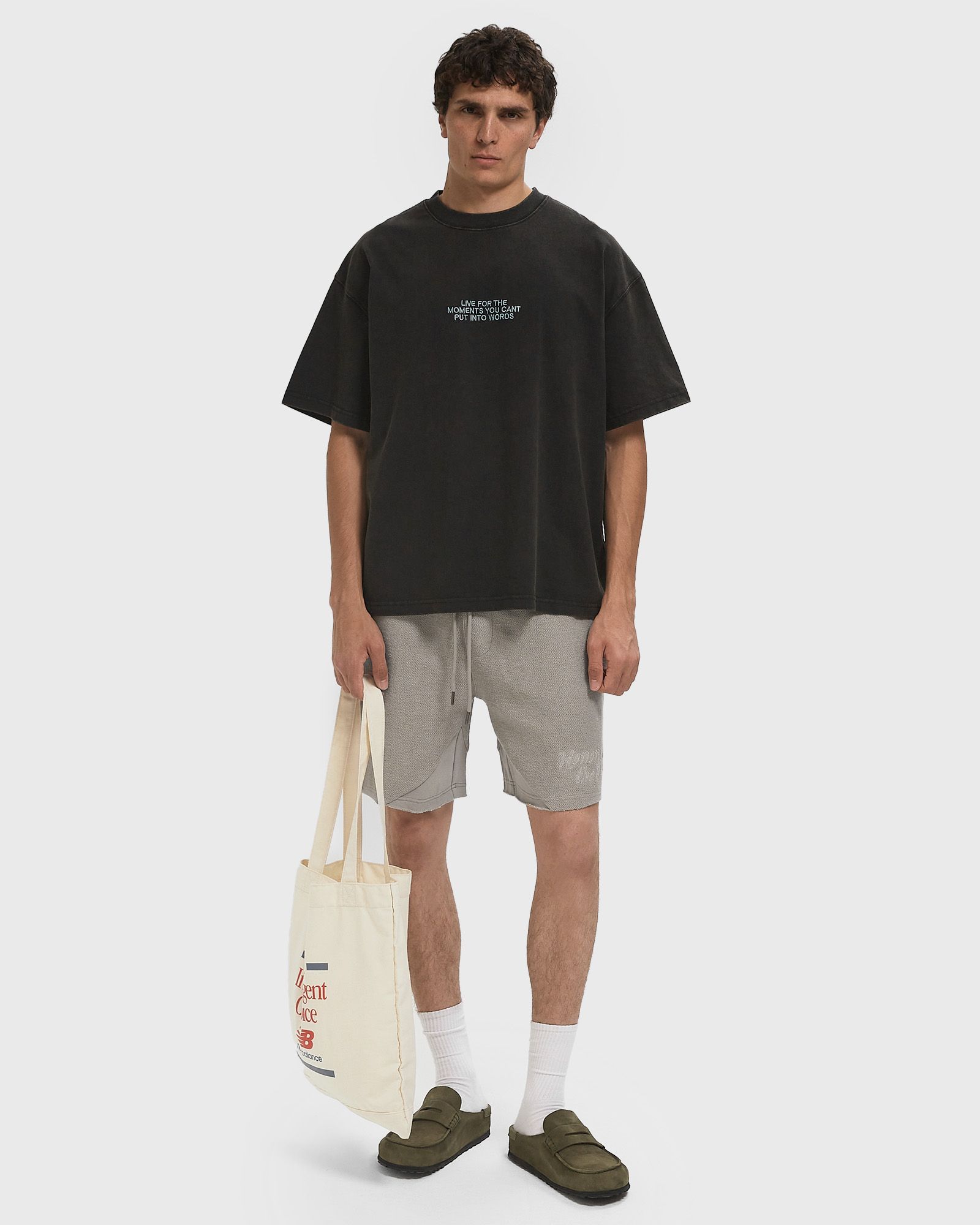 LIVE FOR THE MOMENTS