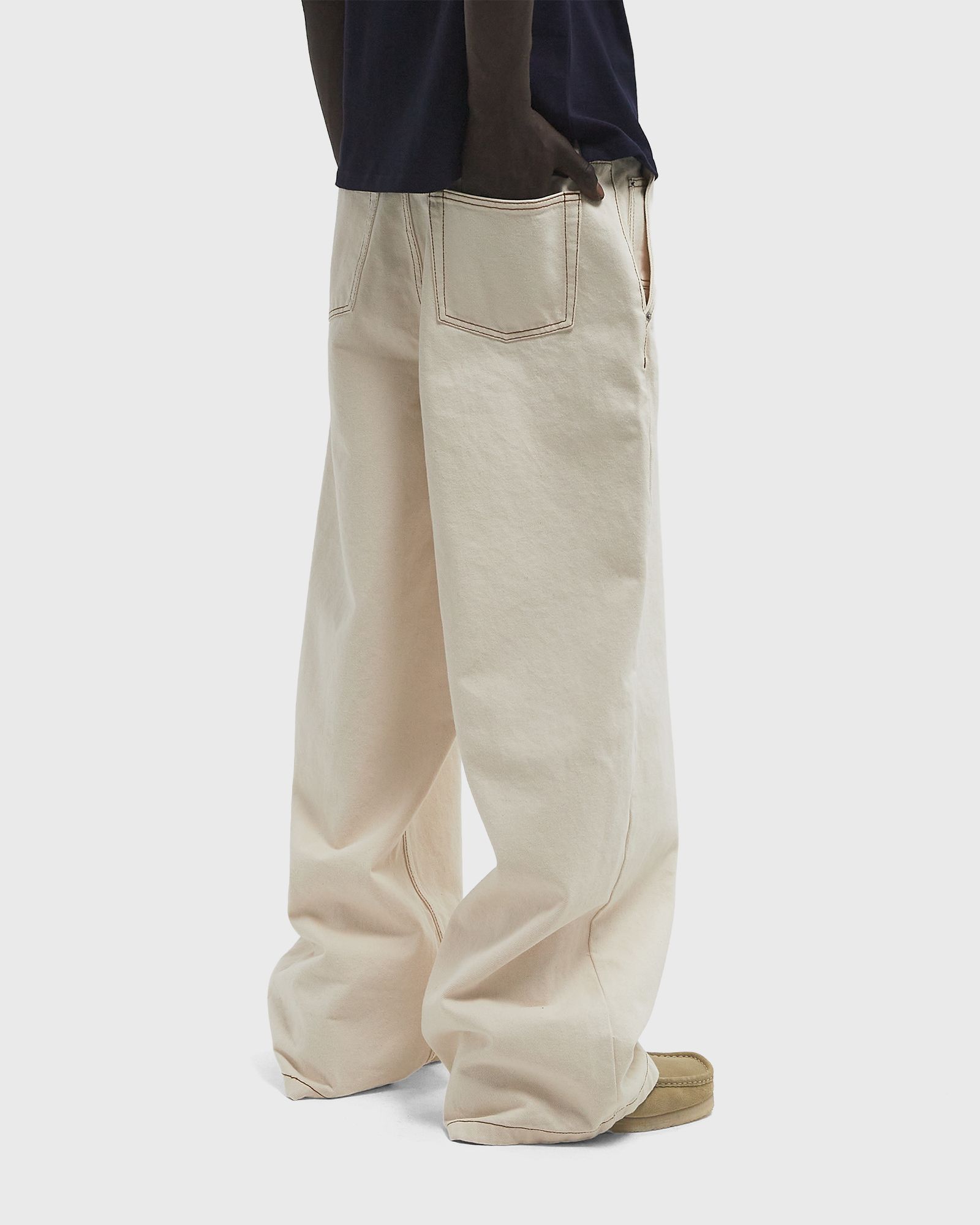 LOOSE/LARGE WIDE FIT JEANS