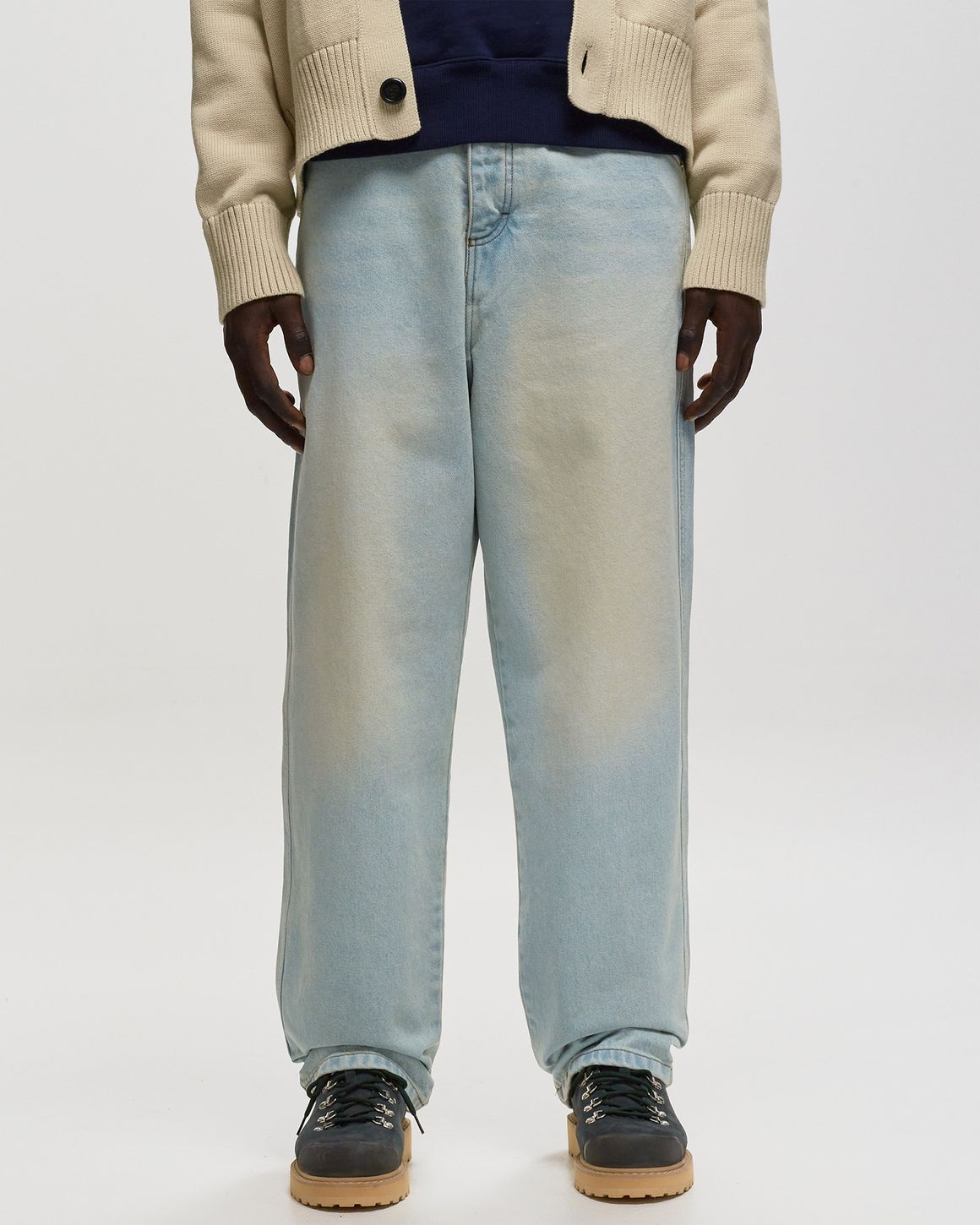 AMI｜JEANS (HTR102 223 150) AMI Paris ALEX FIT JEANS Blue | BSTN Store