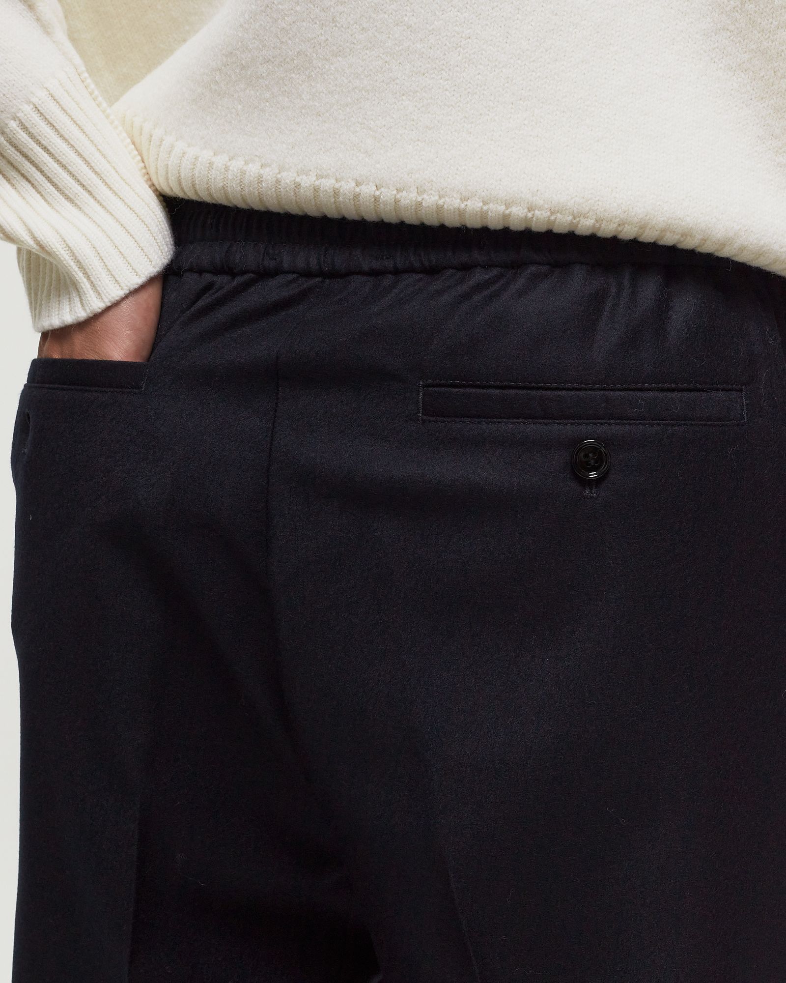 ELASTICATED WAIST CROPPED FIT TROUSERS