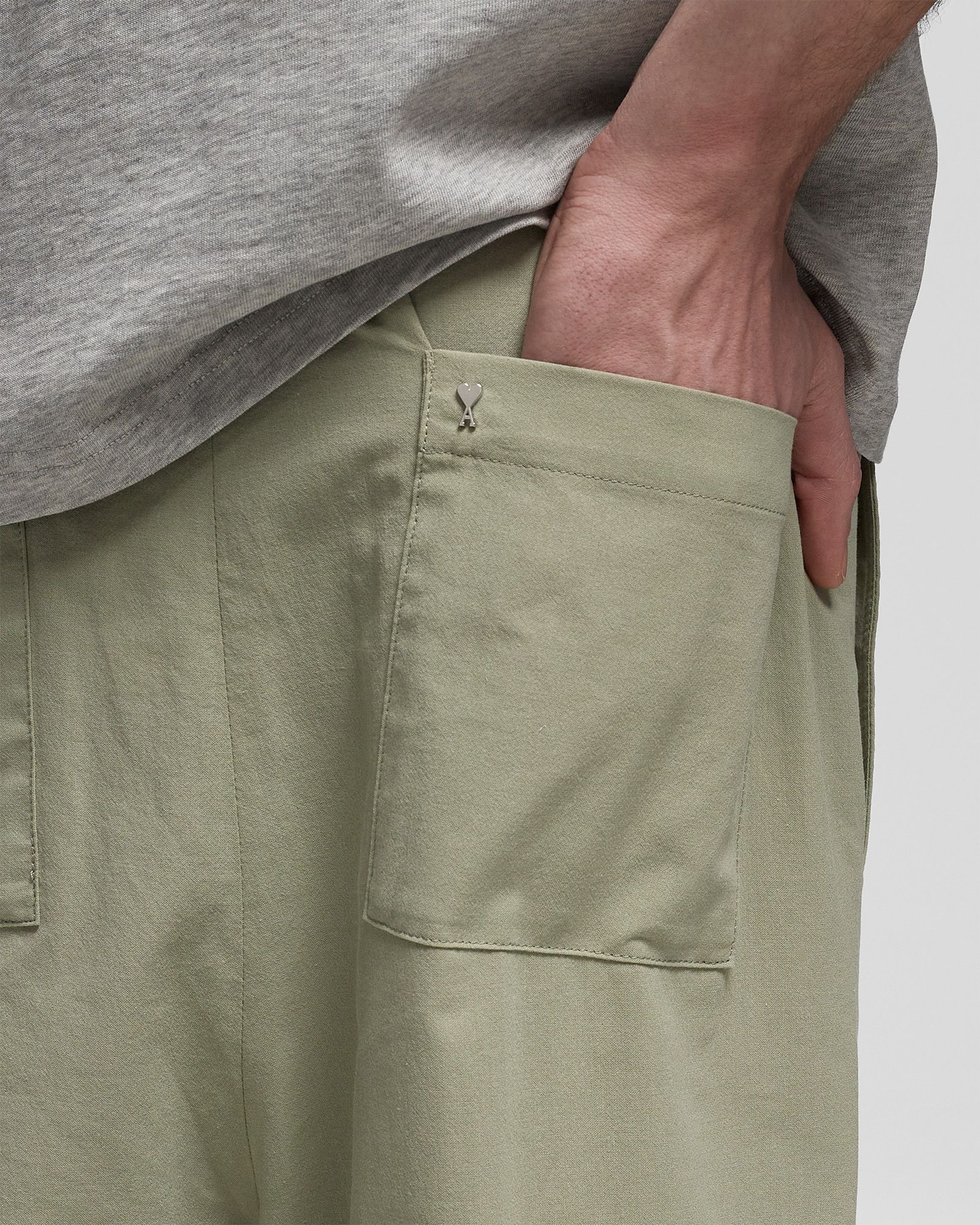 ELASTICATED WAIST PANT