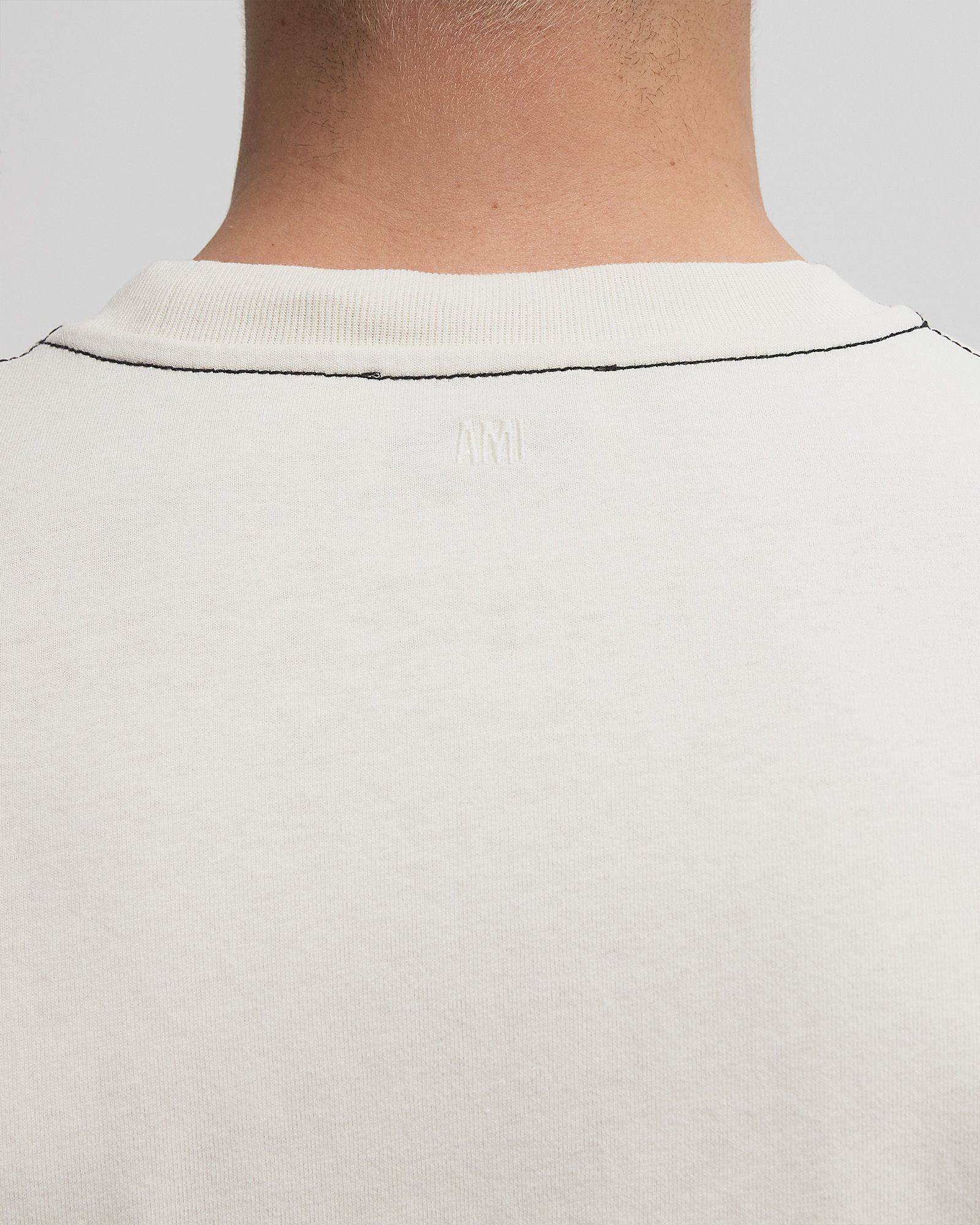 OVERSIZED SIGNATURE TEE