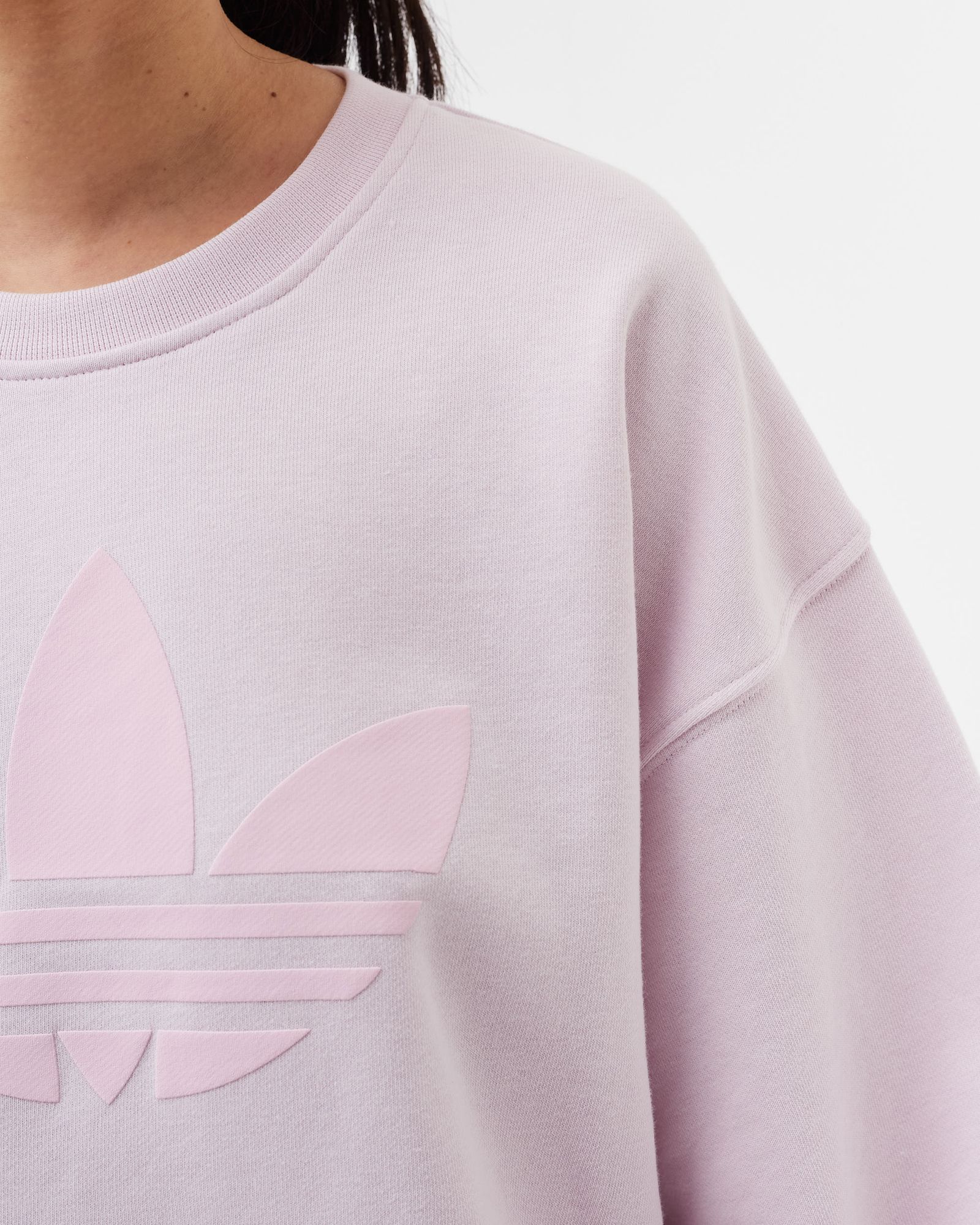 CREWNECK SWEATSHIRT