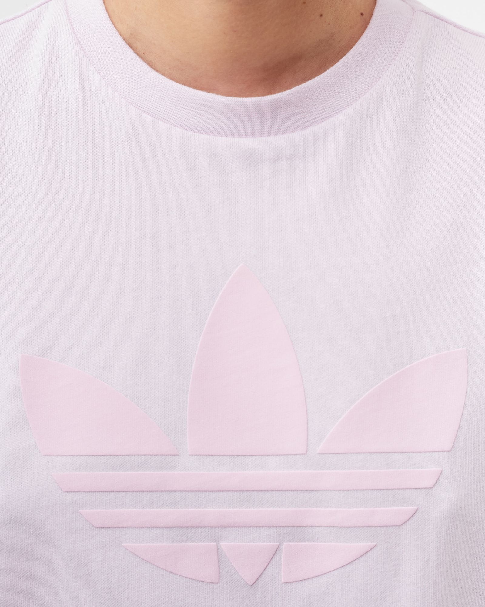 CREWNECK TEE