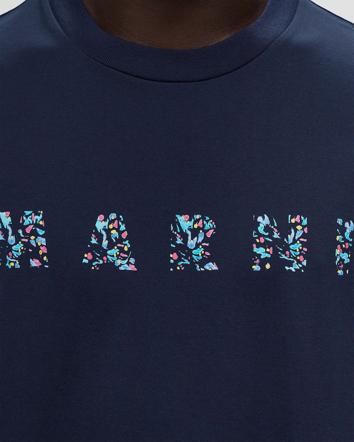 新しい到着 eyJidWNrZXQiOiJic3RuLWltYWdlLX トップス