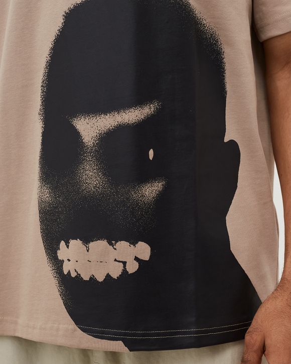 Hunter Tee