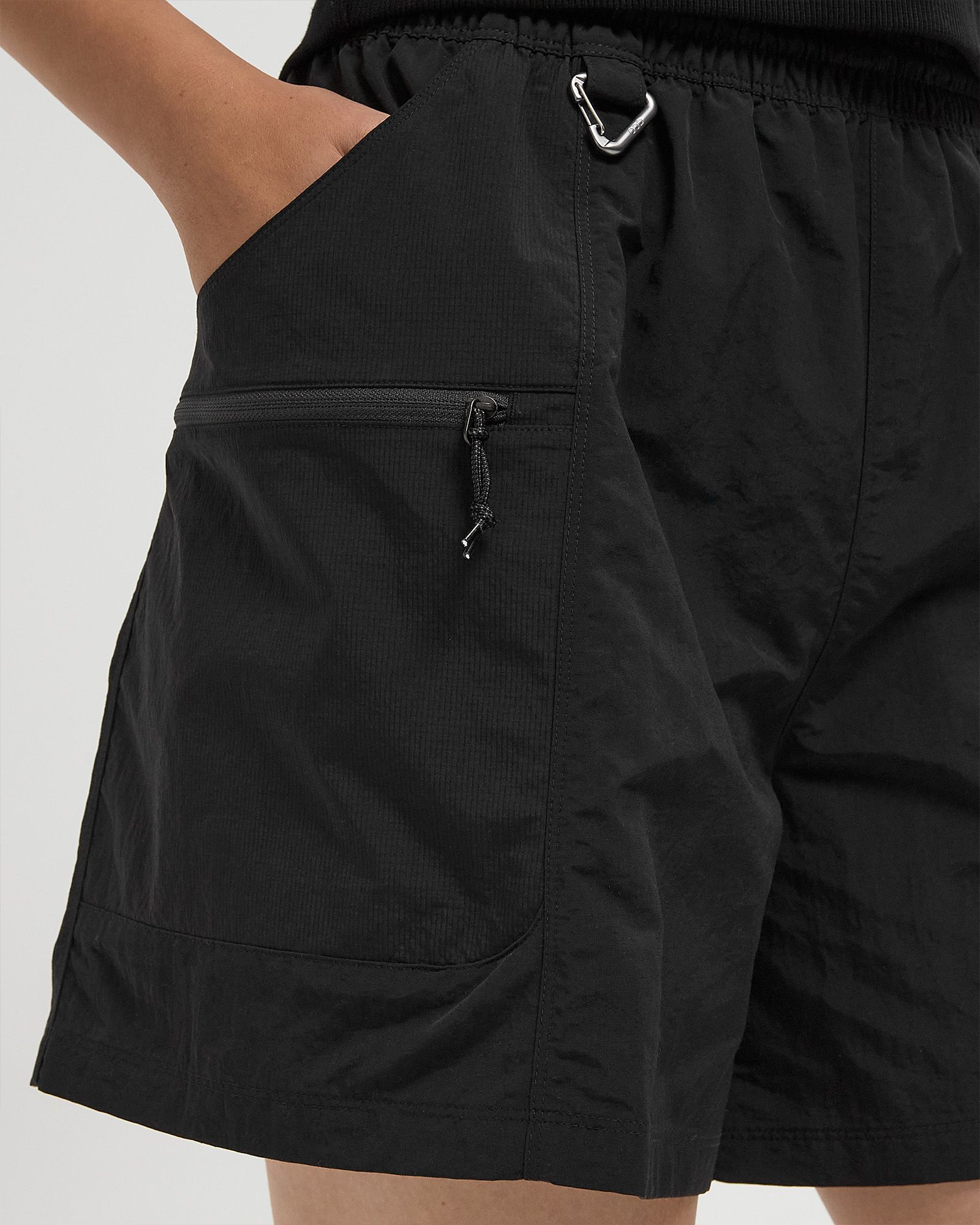 WMNS ACG DEATH BLOOM SHORT