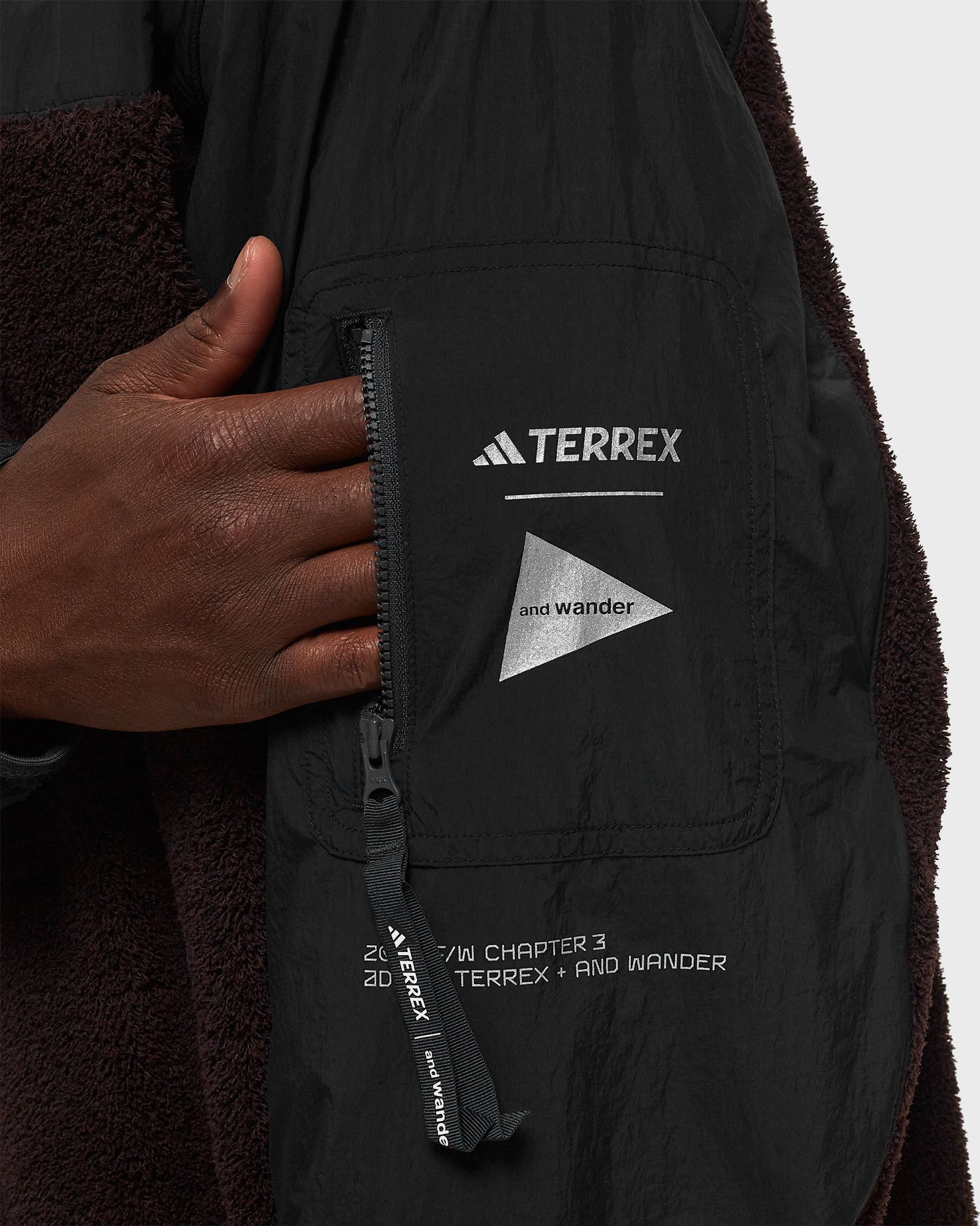 x And Wander XPL MID LAYE