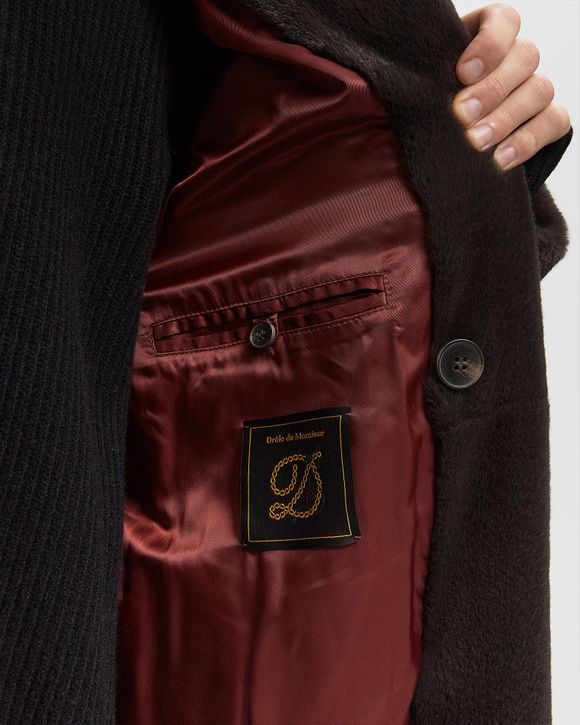 Le Manteau Fourrure