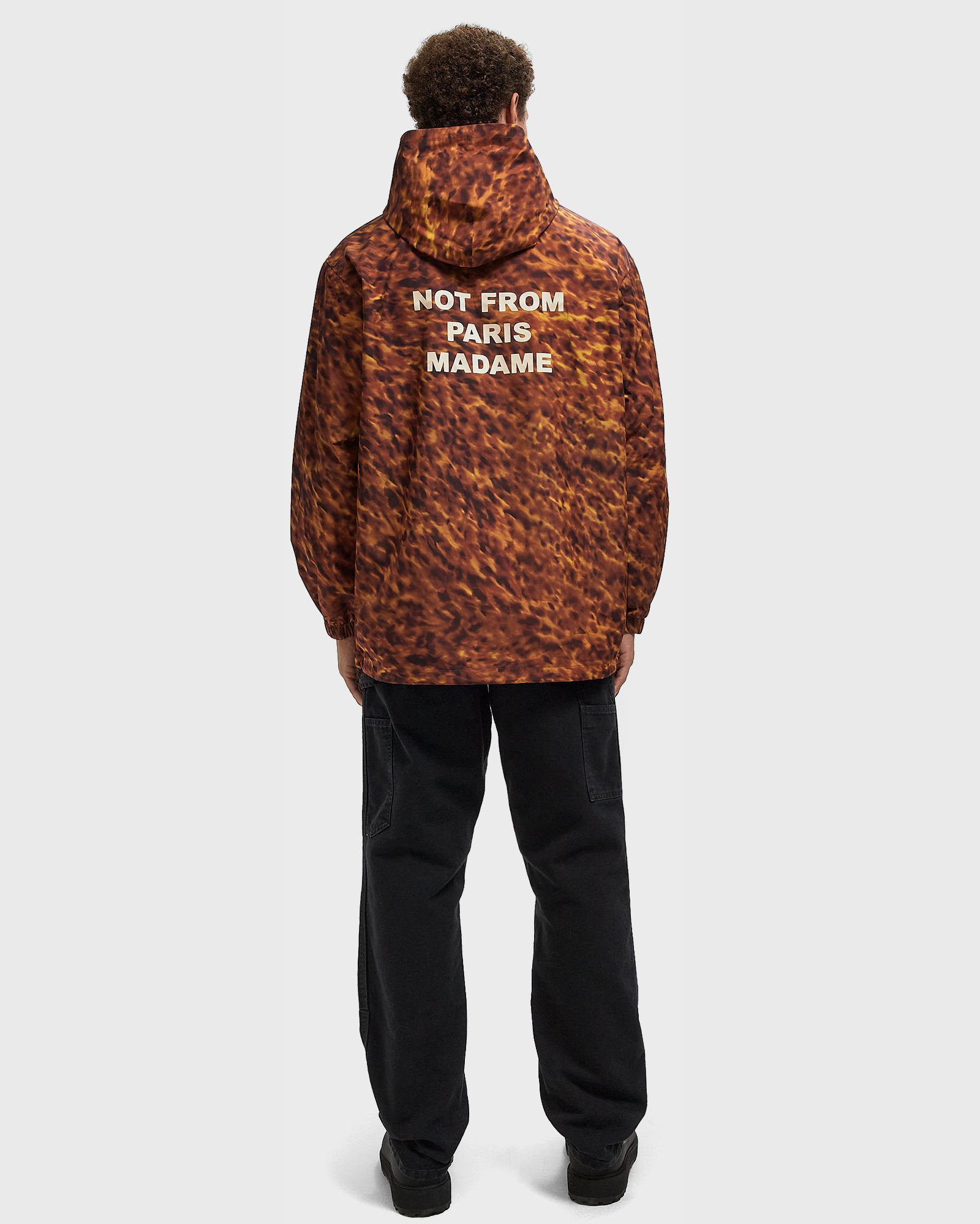 La Veste Capuche Slogan