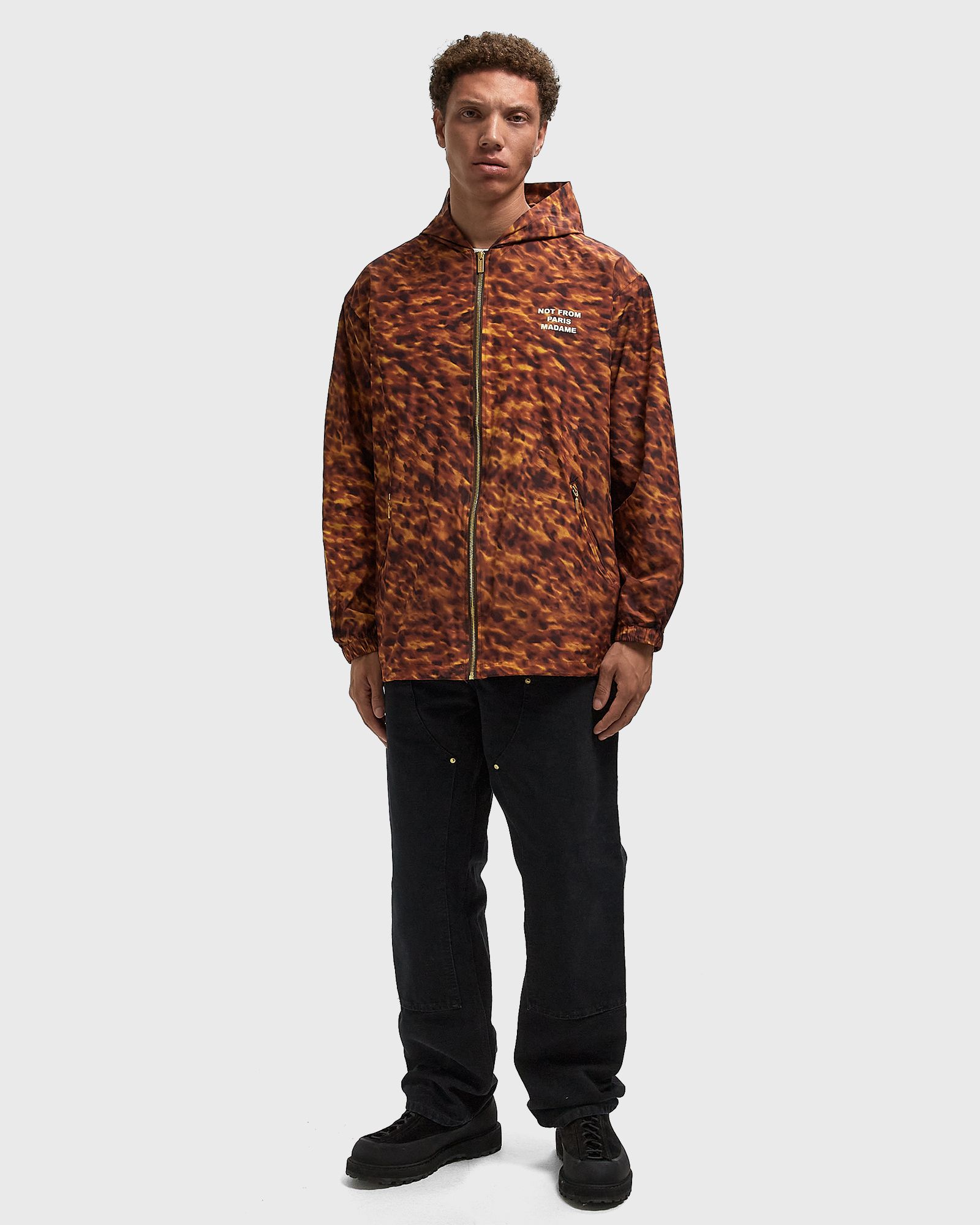 La Veste Capuche Slogan