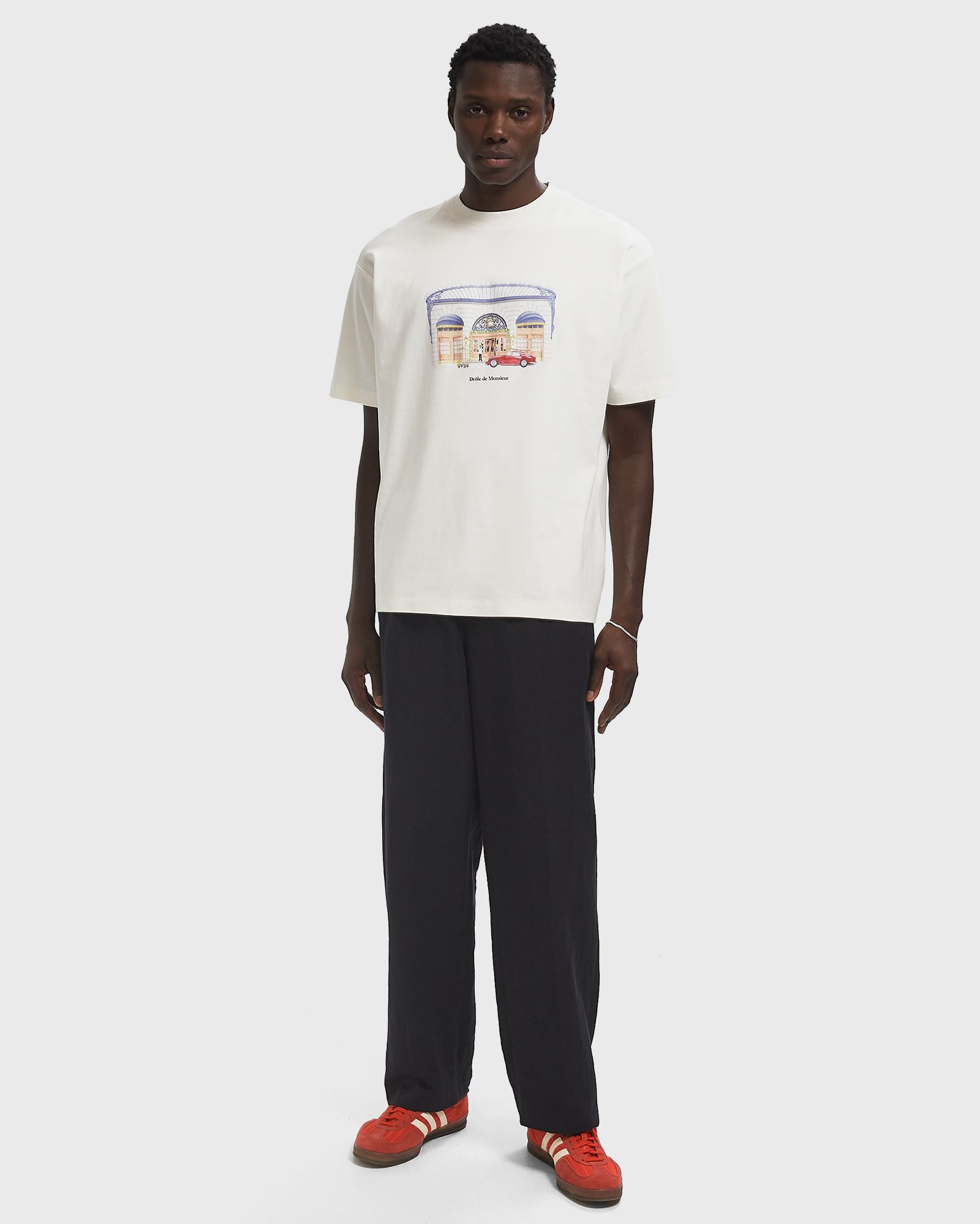 Le Tee DrÙle Palace