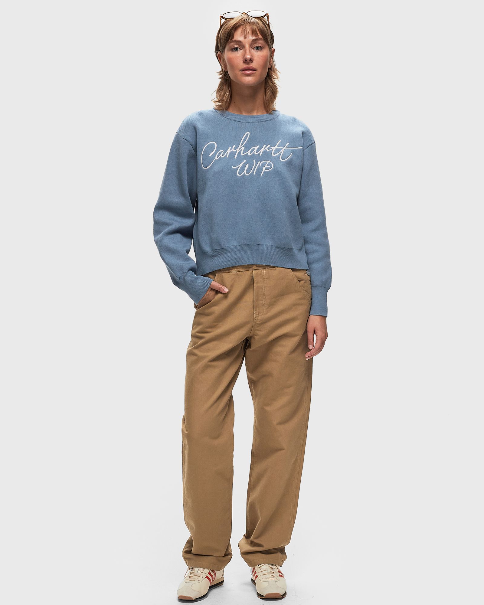 WMNS Signature Sweater