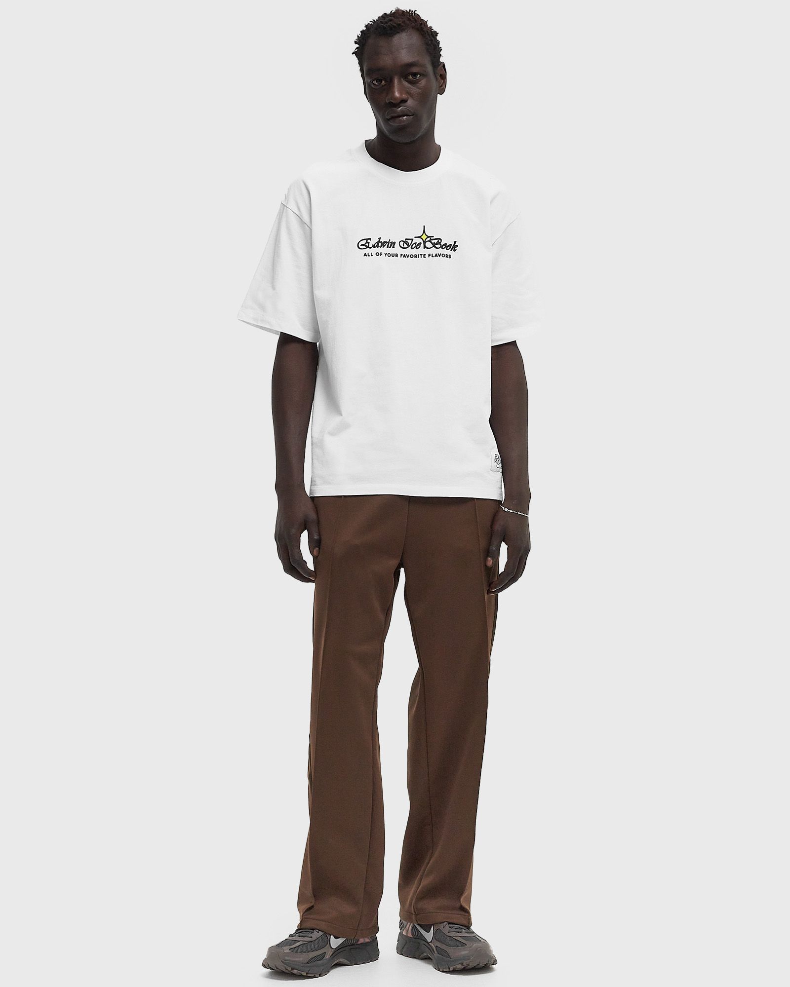 Love In The Books TS