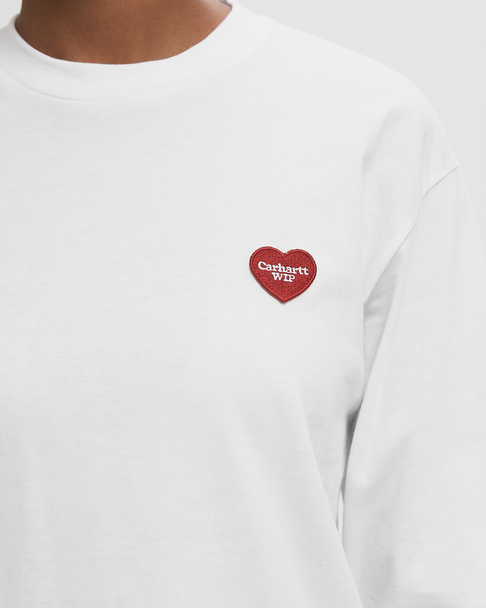 WMNS L/S Heart Patch Tee