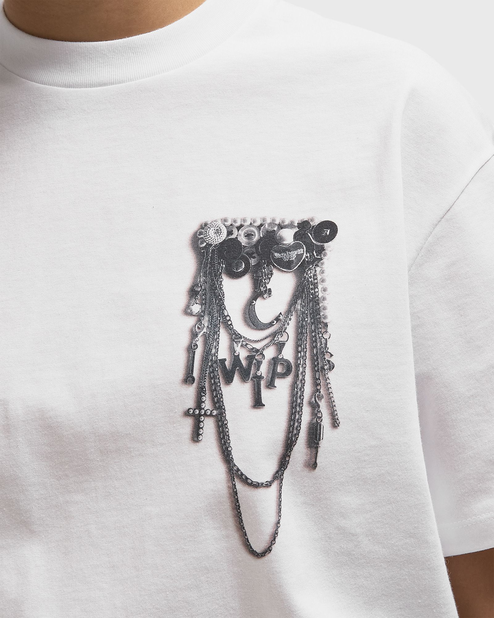 WMNS S/S Inverted Charm Tee