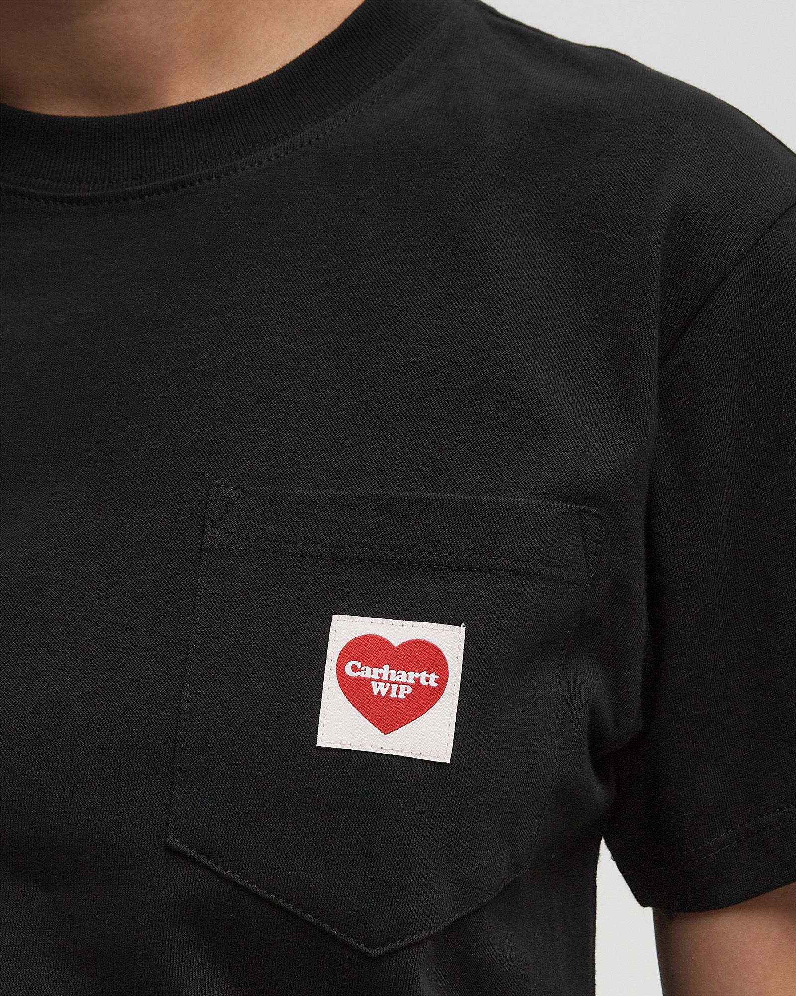 WMNS S/S Pocket Heart Tee