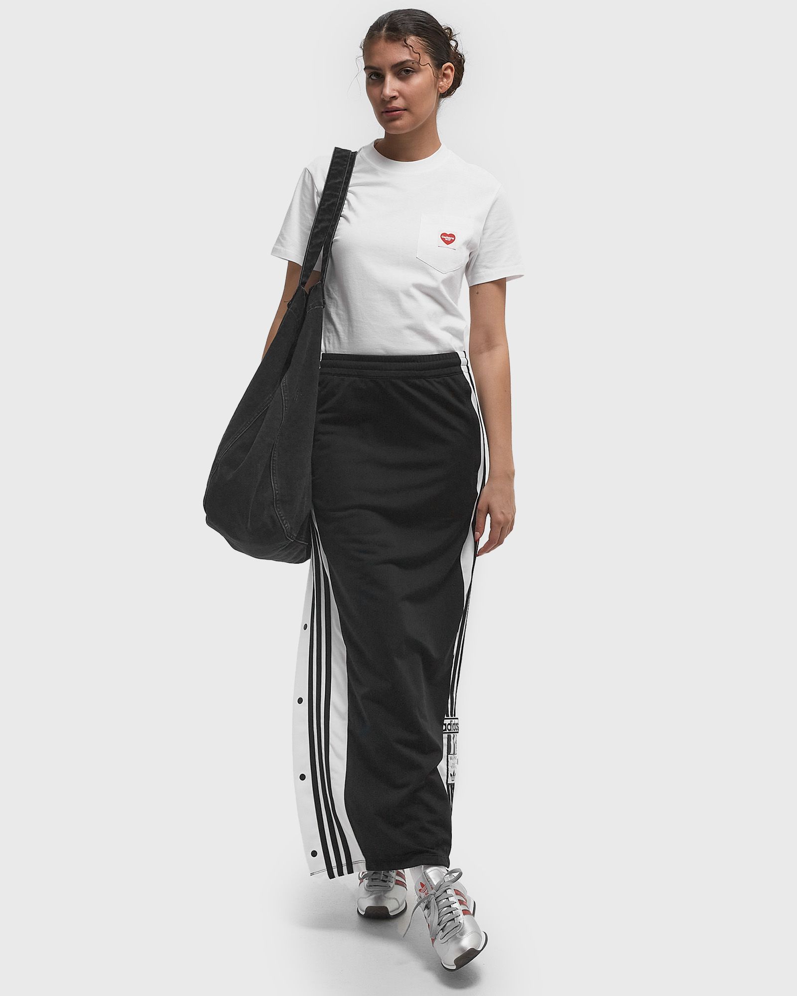 WMNS S/S Pocket Heart Tee