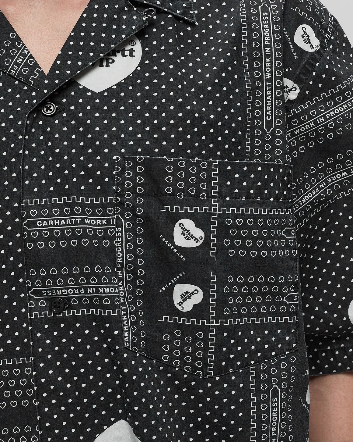 Carhartt WIP S/S Heart Bandana Shirt Black | BSTN Store