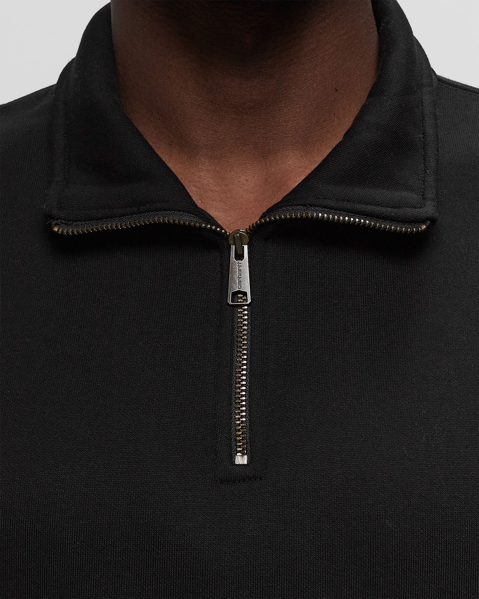 Chase Neck Zip Sweat